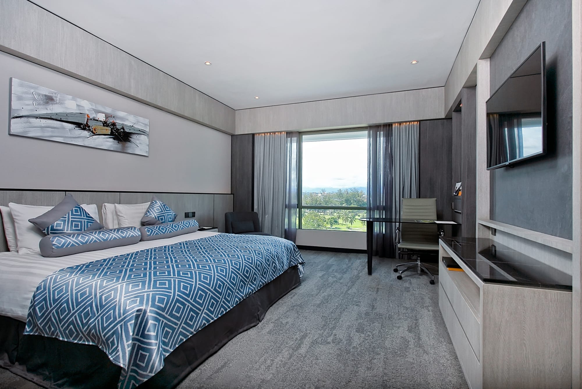 The Pacific Sutera Hotel in Kota Kinabalu: The Pacific Sutera Hotel Deluxe Zimmer