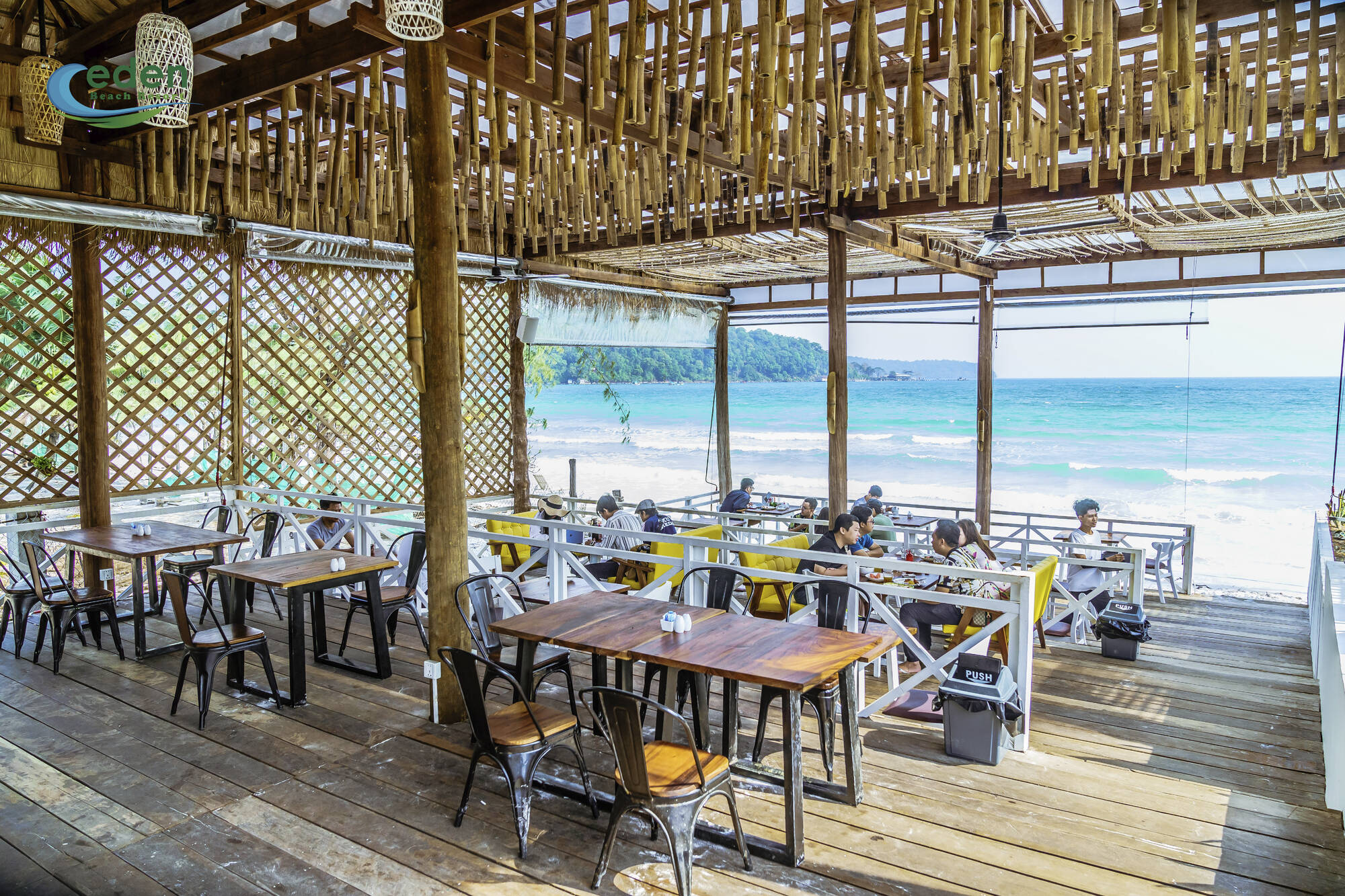 Eden Beach Resort Koh Rong Sanloem in Sihanoukville & Inseln: Eden Beach Resort Koh Rong Restaurant