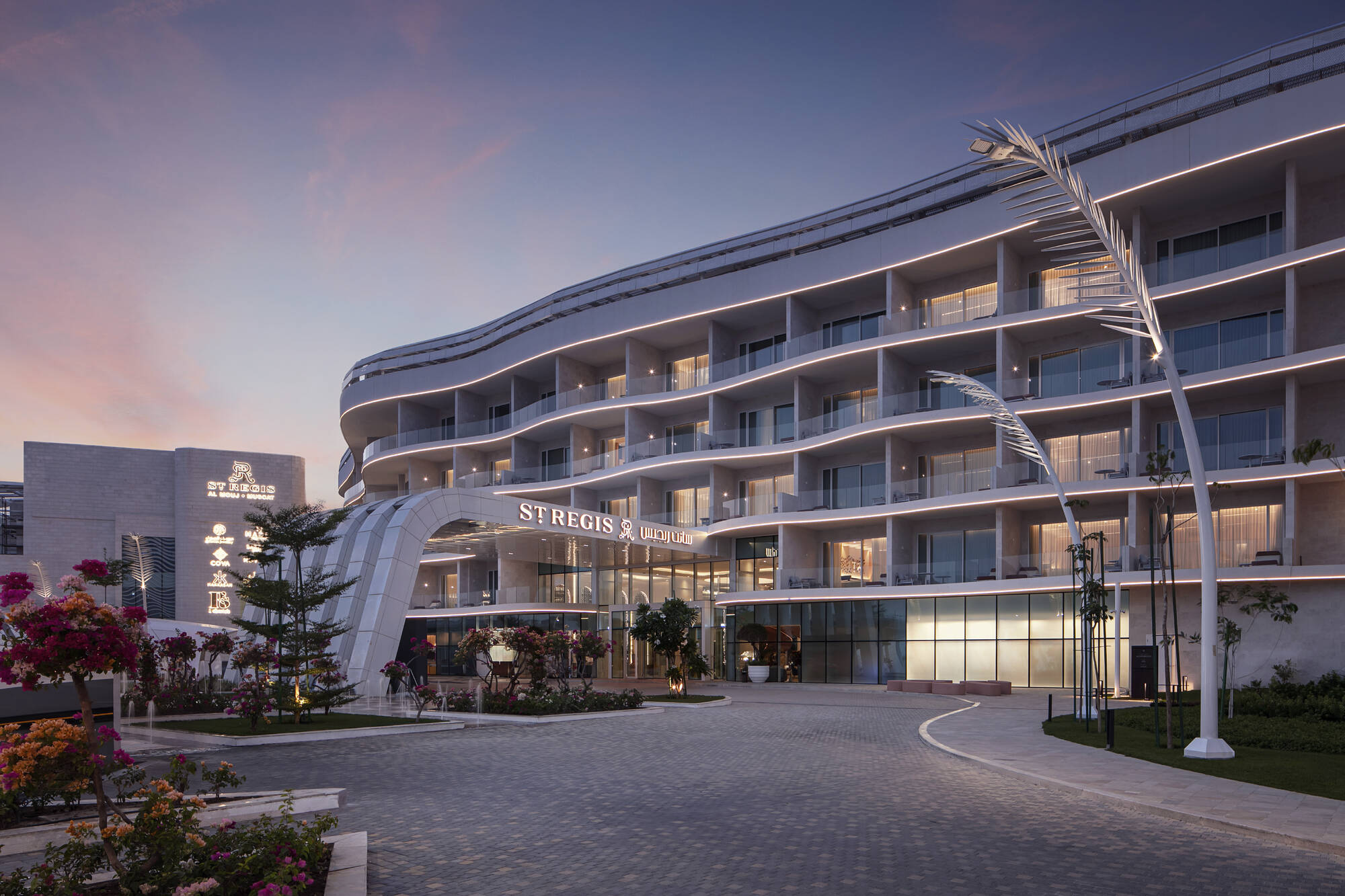 The St. Regis al Mouj Muscat Resort: The St. Regis Al Mouj Muscat Resort
