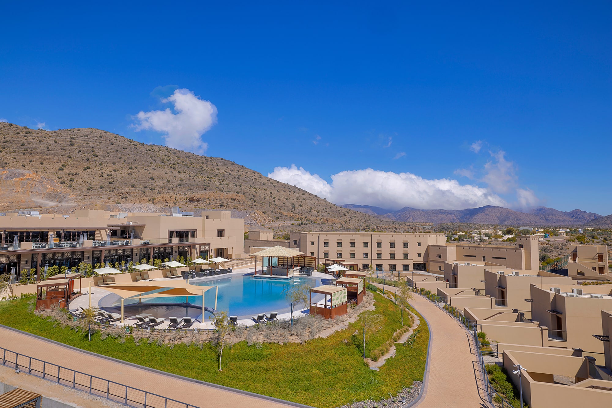 dusitD2 Naseem Resort in Gebirge: Oman dusitD2 Naseem Resort - Pool