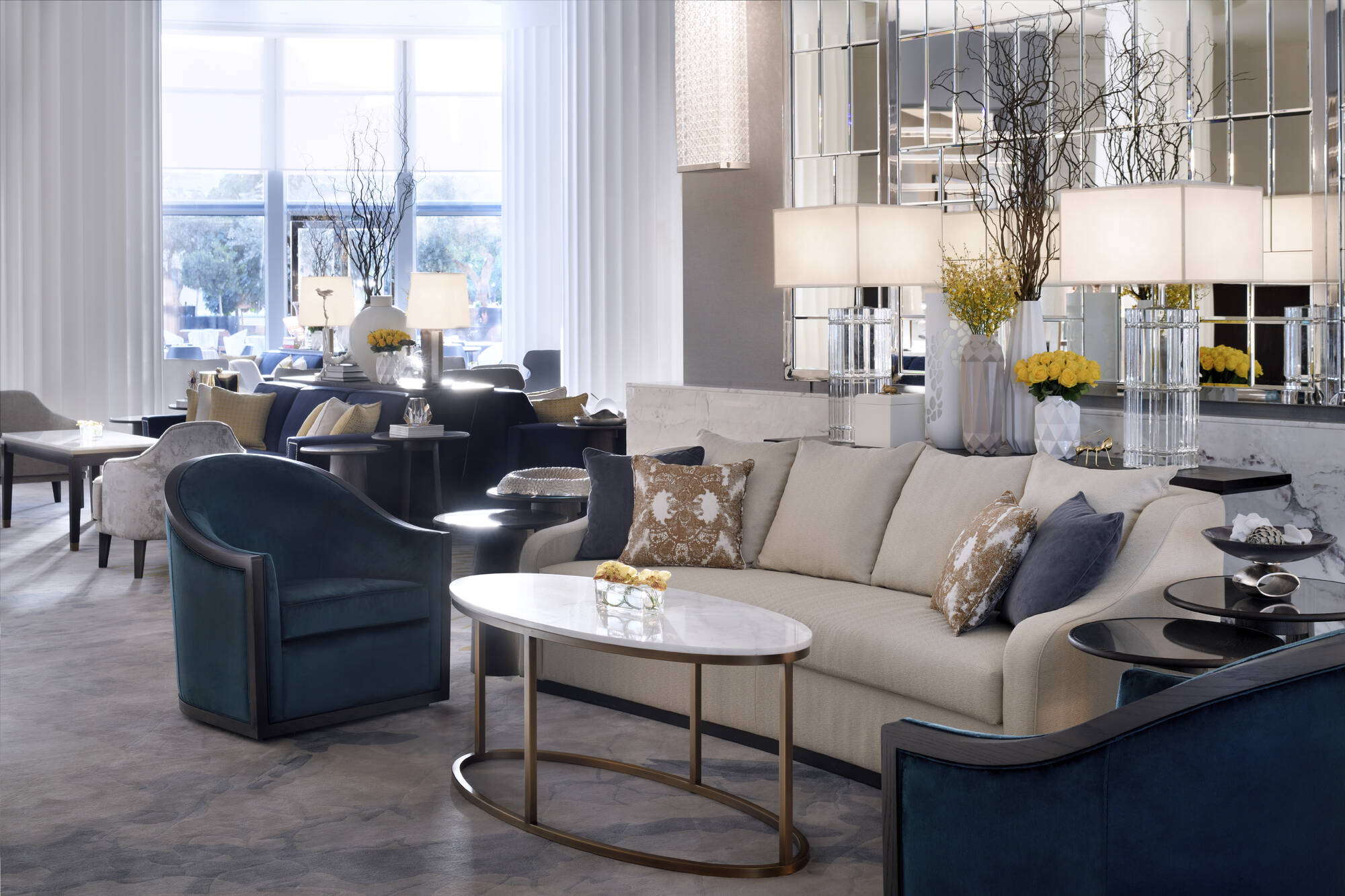The Address Downtown in Dubai: The Address Downtown - Restaurant Lounge