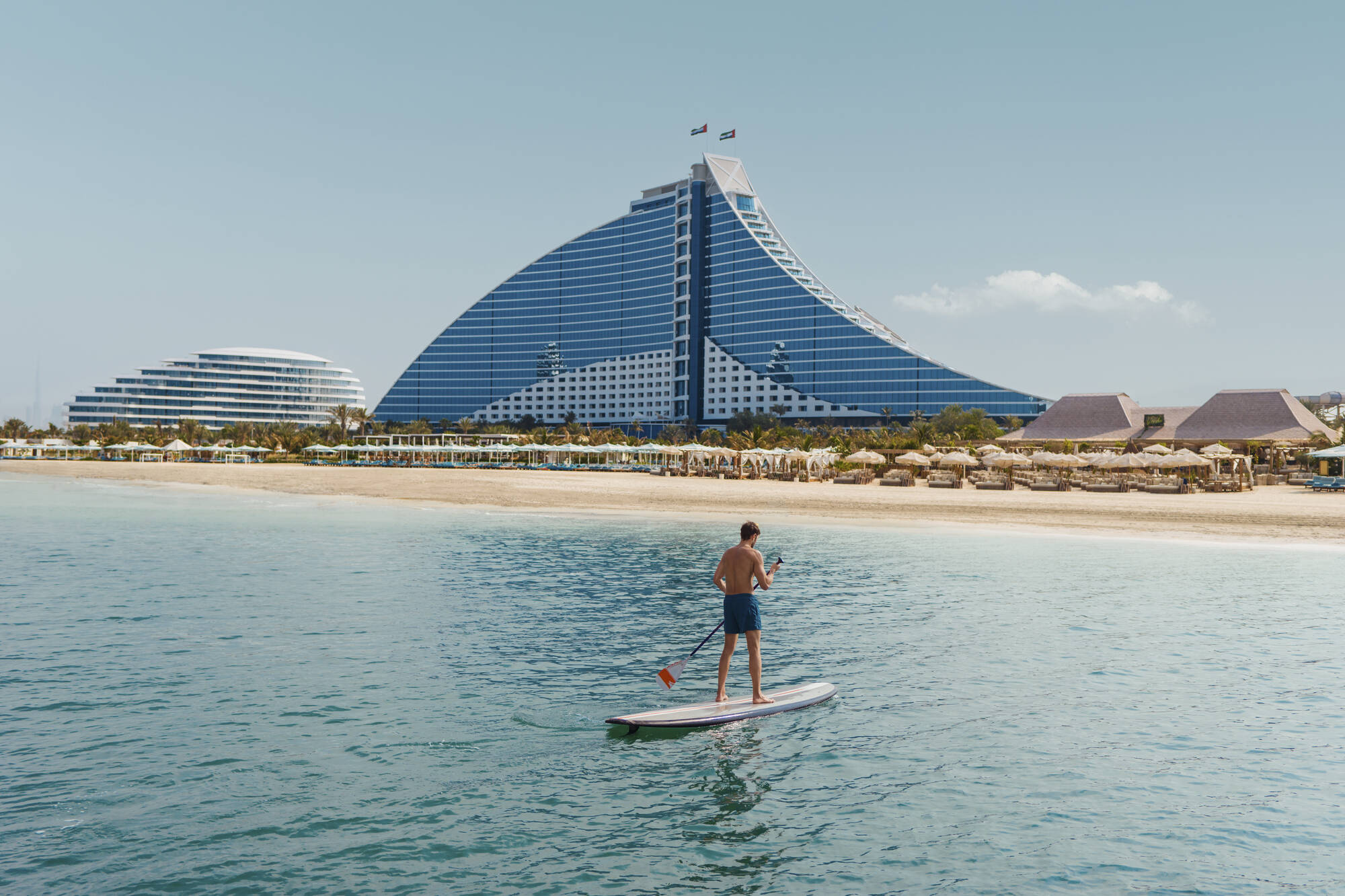 Jumeirah Beach Hotel in Dubai: Jumeirah Beach Hotel - Stand Up Paddle