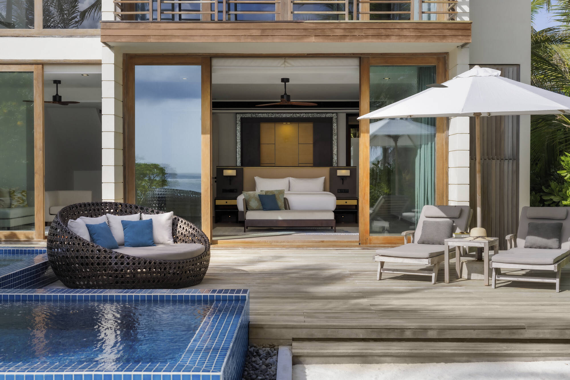 Radisson Blu Resort Maldives in Malediven: Radisson Blu Resort Maldives - Family Villa