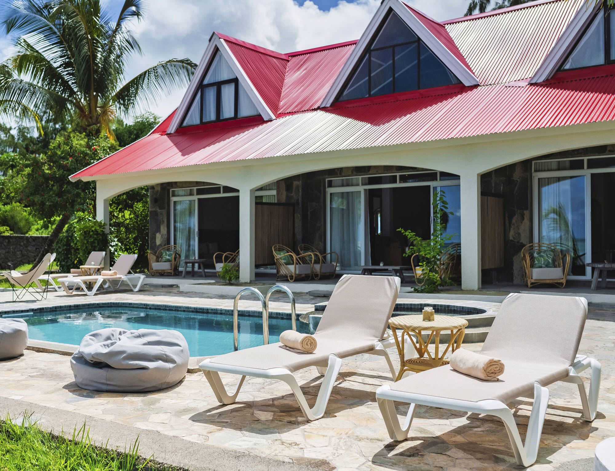 C Rodrigues Mourouk: Mauritius Rodrigues C Rodrigues Mourouk Villa Gombrani