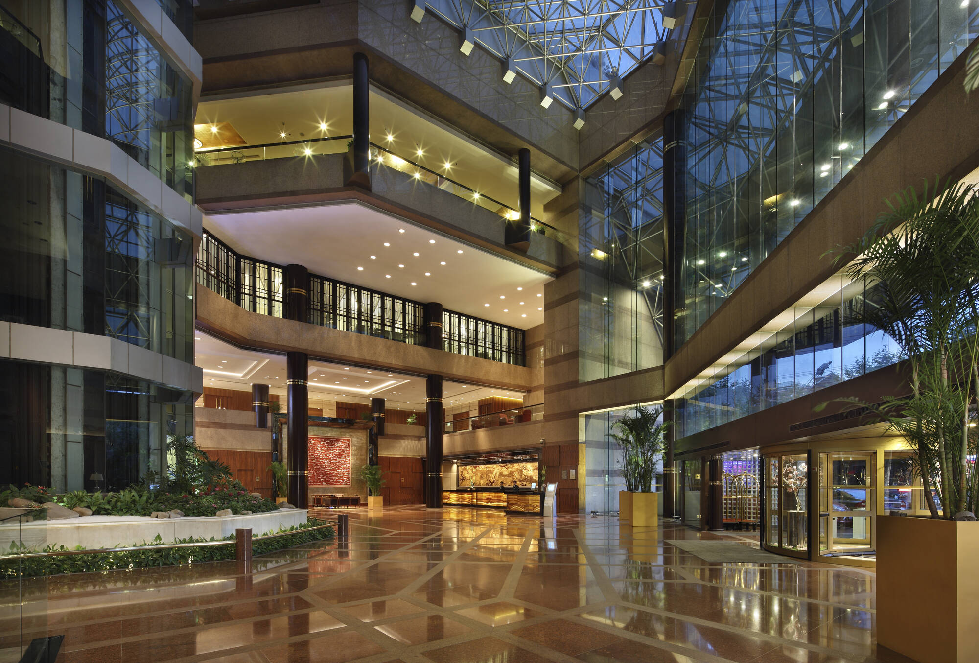 Jinjiang Tower Hotel in Shanghai:  China Shanghai Jinjiang