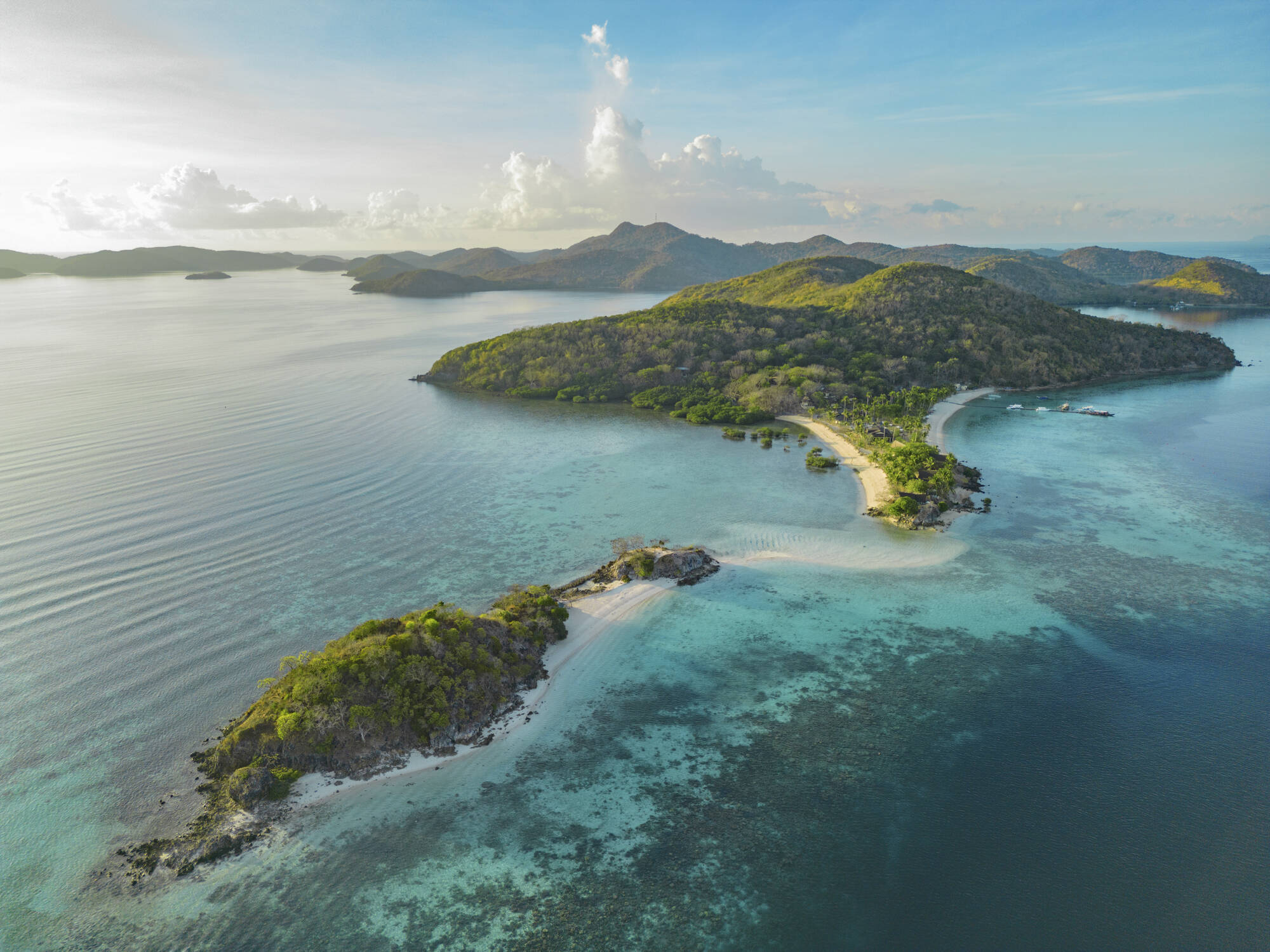 Inselwelten Palawan: exterior: Two Seasons Coron Island Resort