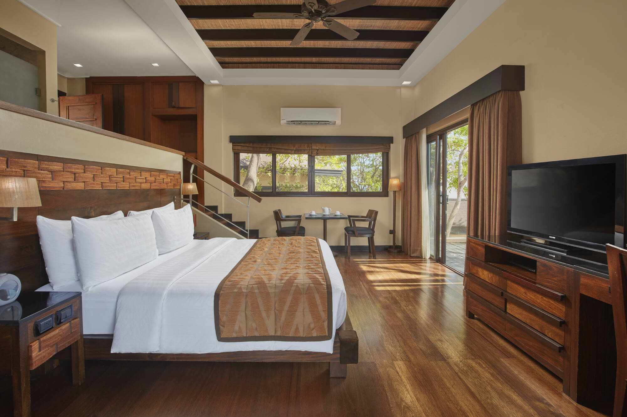 Two Seasons Coron Island Resort in Palawan: Two Seasons Coron Island Resort Mountain Bungalow