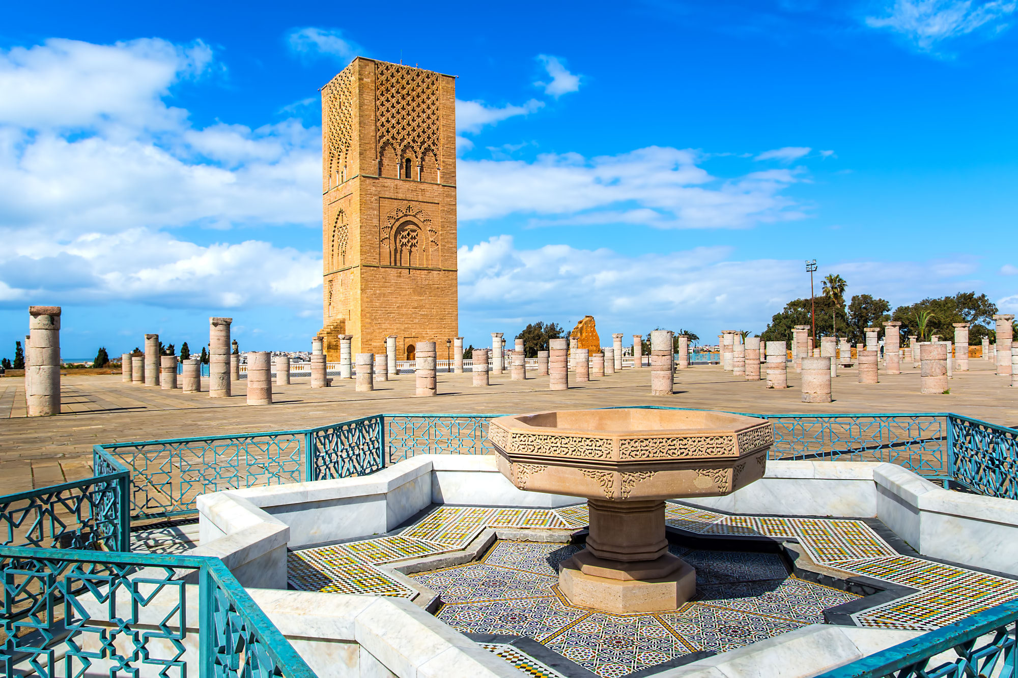 Die Nordlichter Marokkos ab Casablanca: Marokko Rabat Hassan Turm