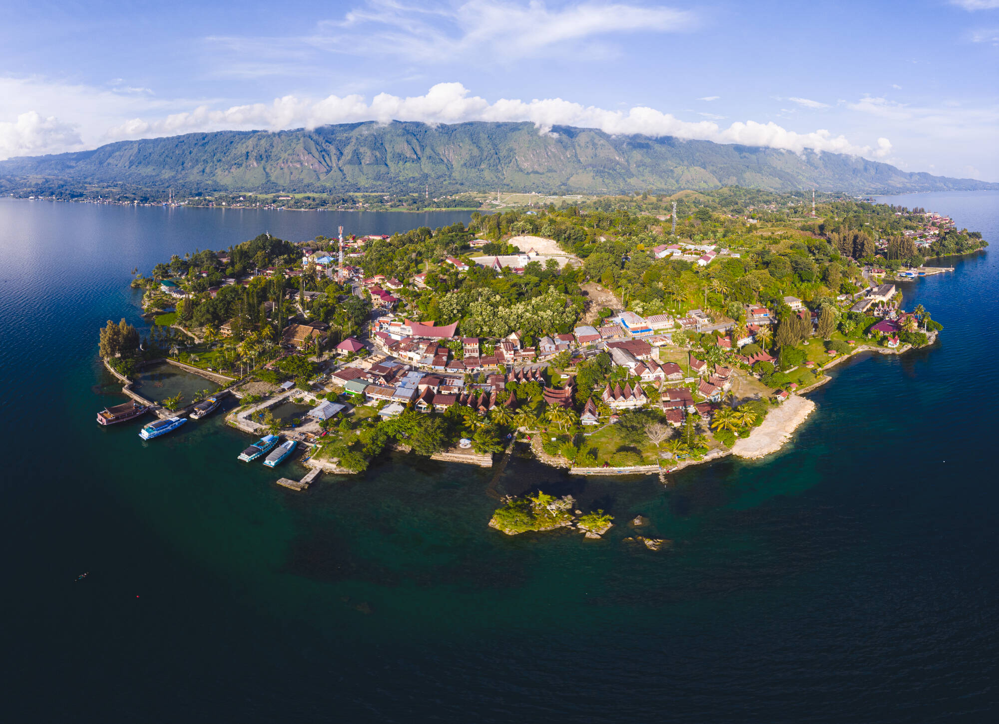 Natur & Kultur Nord-Sumatra ab Medan: Indonesien Sumatra Toba See Insel Samosir