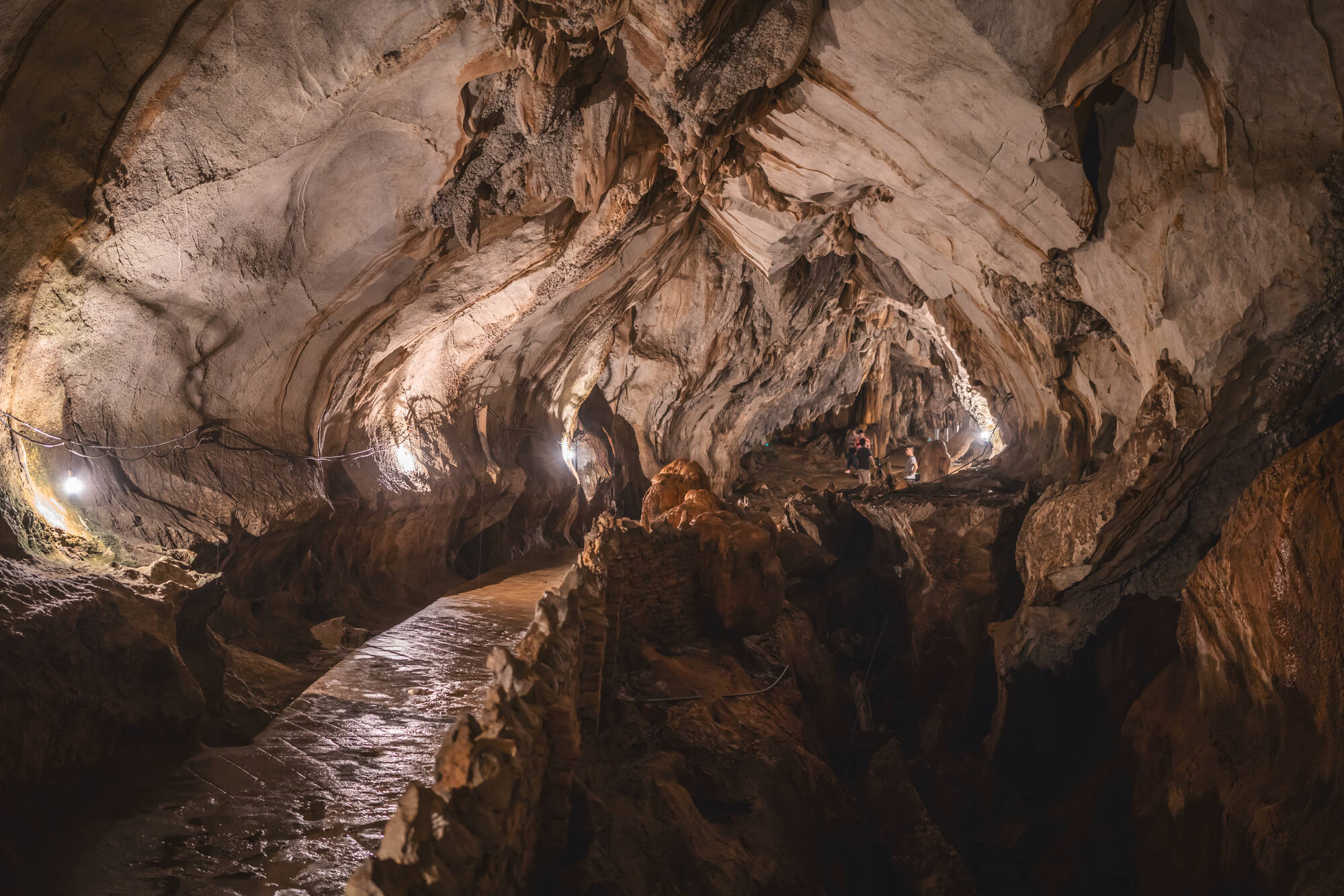 Laos mal anders ab Vientiane: Laos Tham Chang Höhle