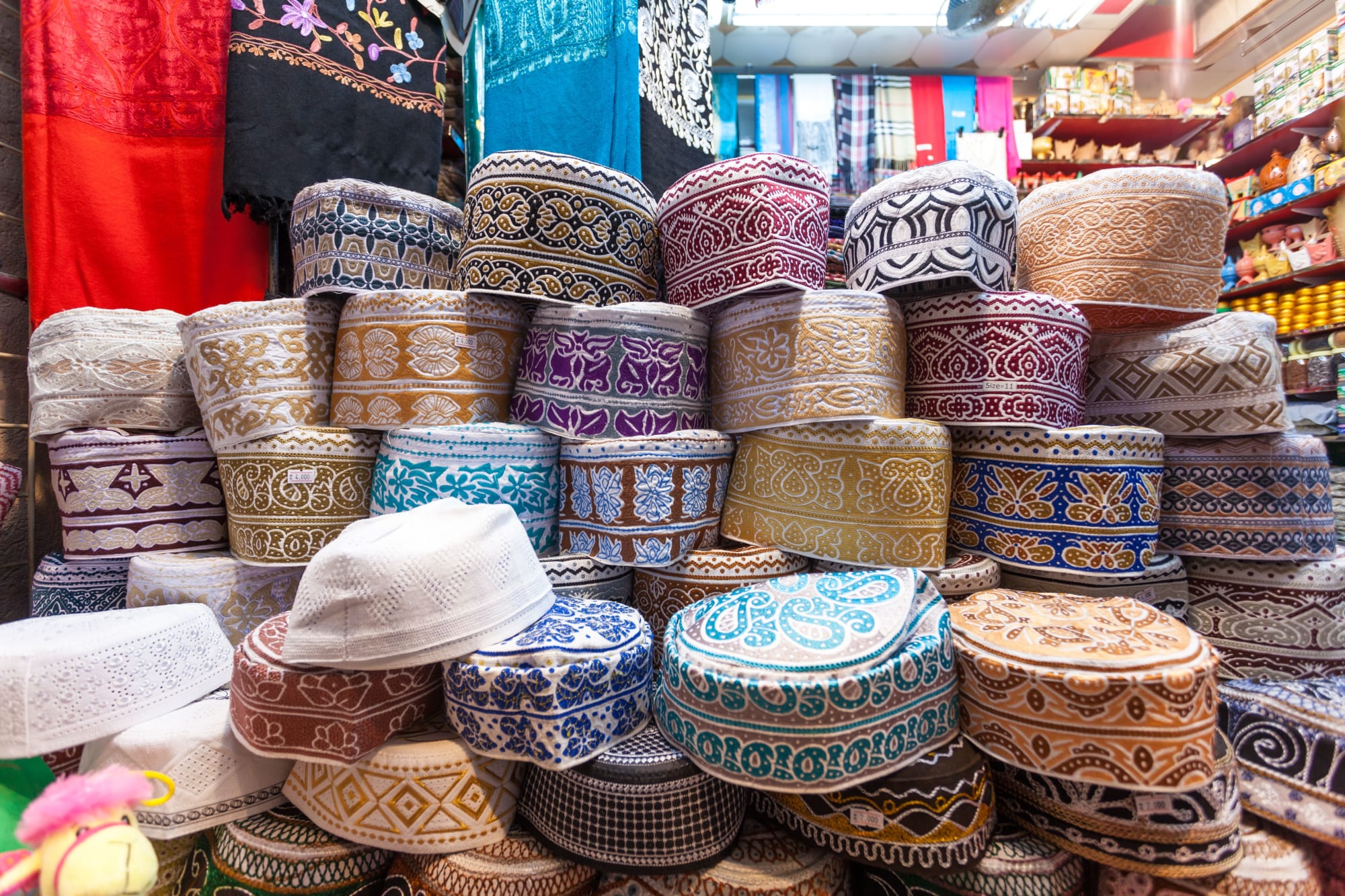 Höhepunkte Omans ab Muscat: Oman Souk Kummas