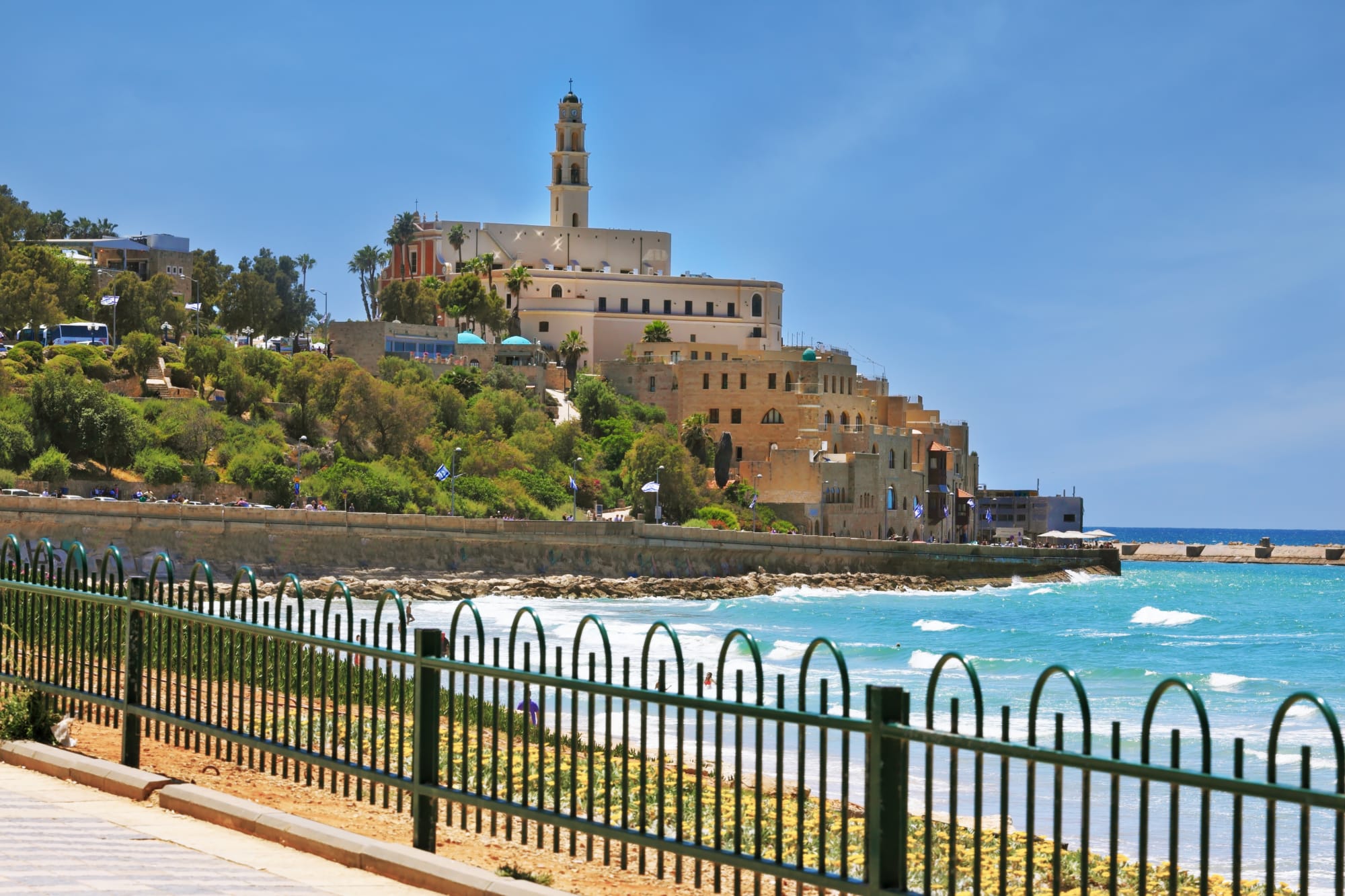 Israel - Ein Land, zwei Völker ab Tel Aviv: Israel Jaffa Kirche St. Peter