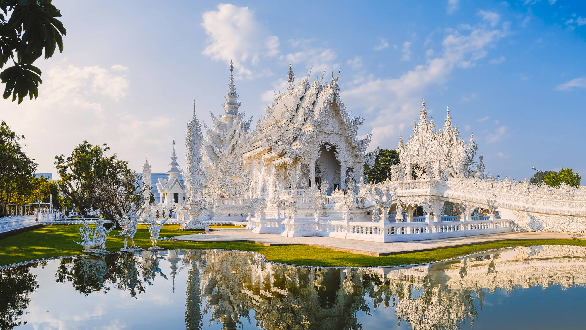 Mietwagenreise Goldenes Dreieck ab Chiang Mai: Thailand Chiang Rai Wat Rong Khun