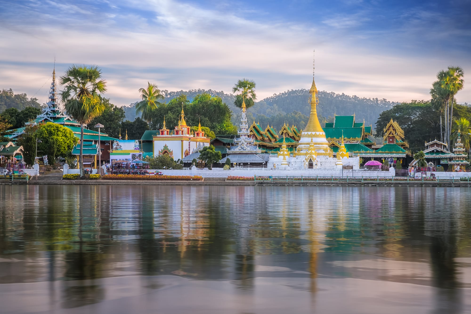 Faszinierendes Mae Hong Son ab Chiang Mai: Thailand Mae Hong Son Chong Kham Tempel