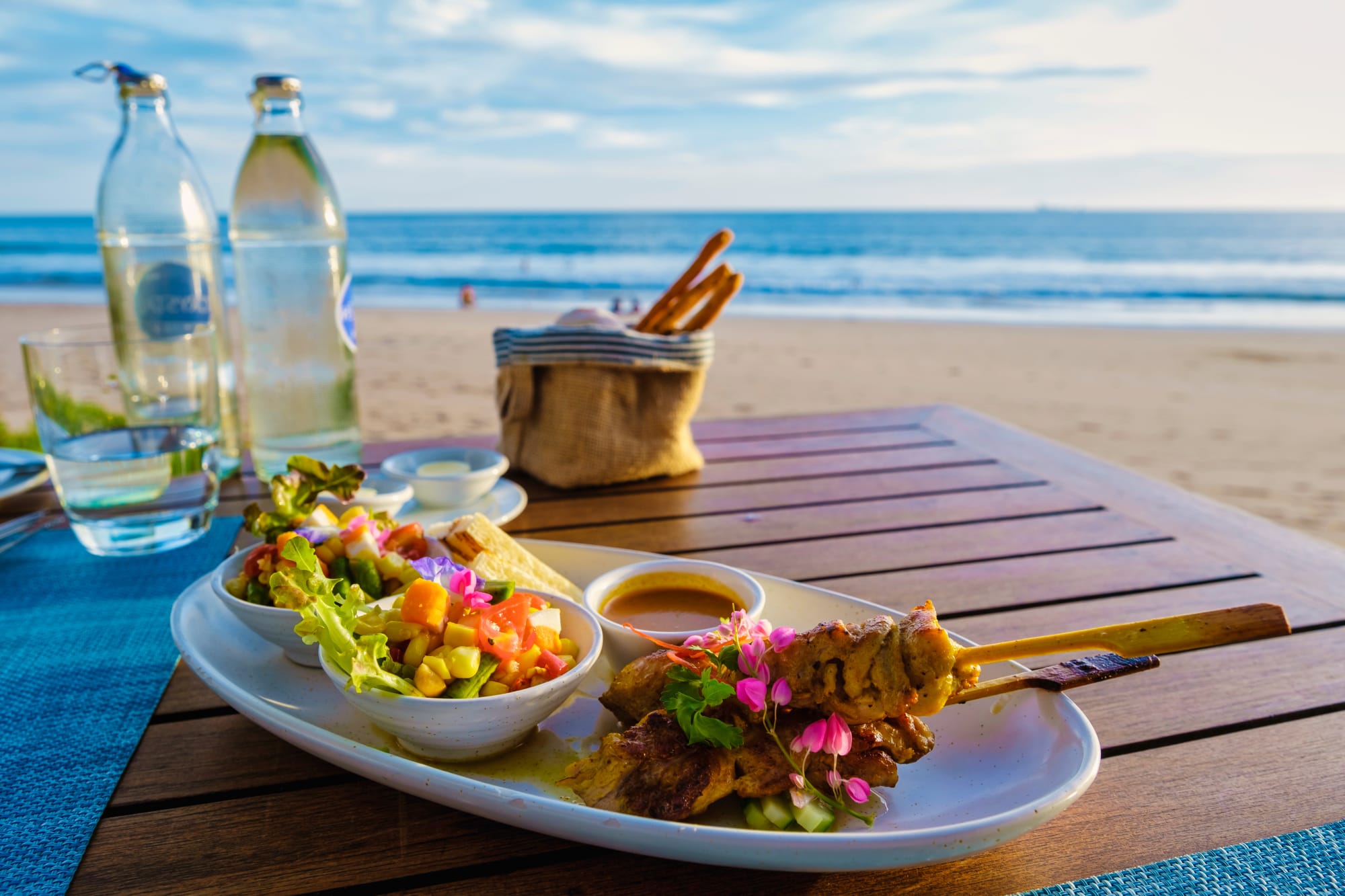 Inselhüpfen Südthailand ab Krabi: Thailand Essen am Strand