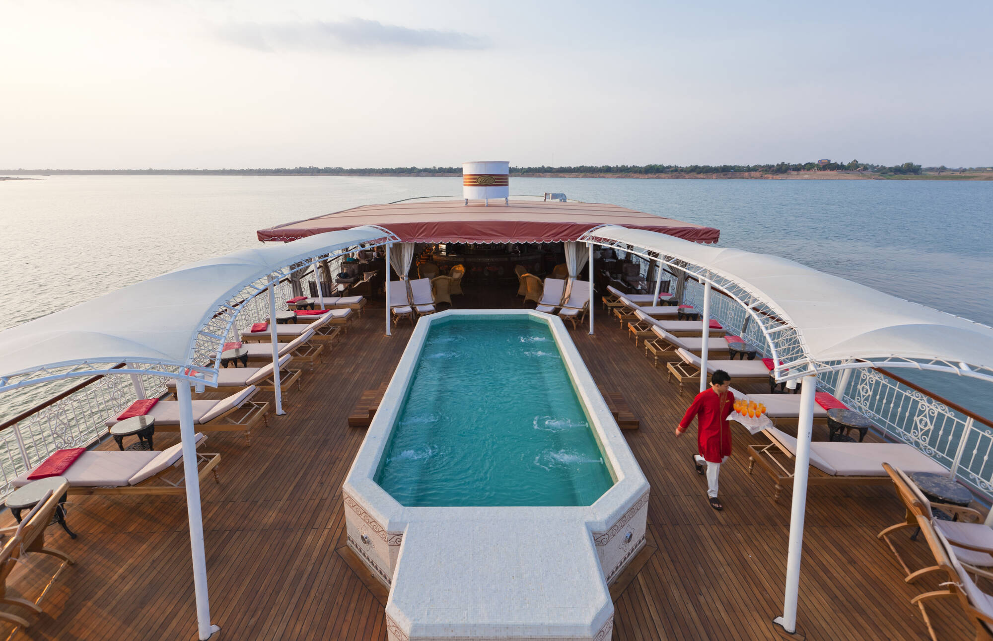 Den Mekong erleben mit Heritage Line, REP-SGN 8T/7N ab Siem Reap: Heritage Line Jahan Pool