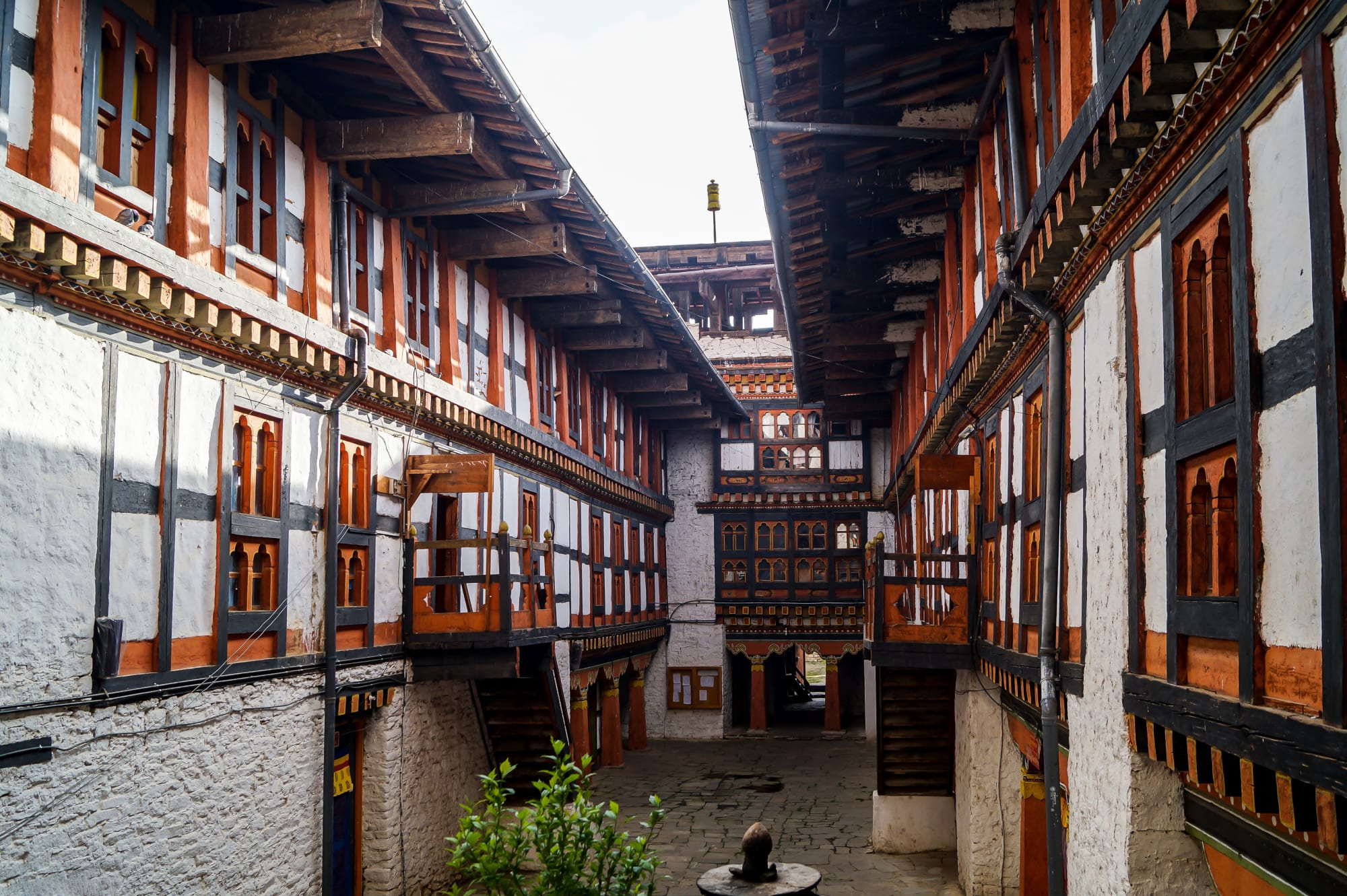Höhepunkte Bhutan - Im Land des Donnerdrachens ab Paro: Bhutan Bumthang Jakr Dzong