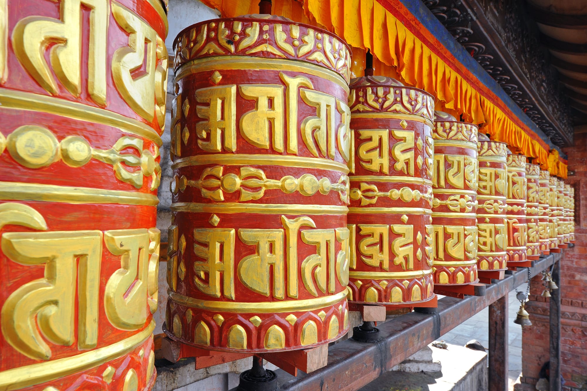 Höhepunkte Bhutan - Im Land des Donnerdrachens ab Paro: Bhutan Gebetsmühlen