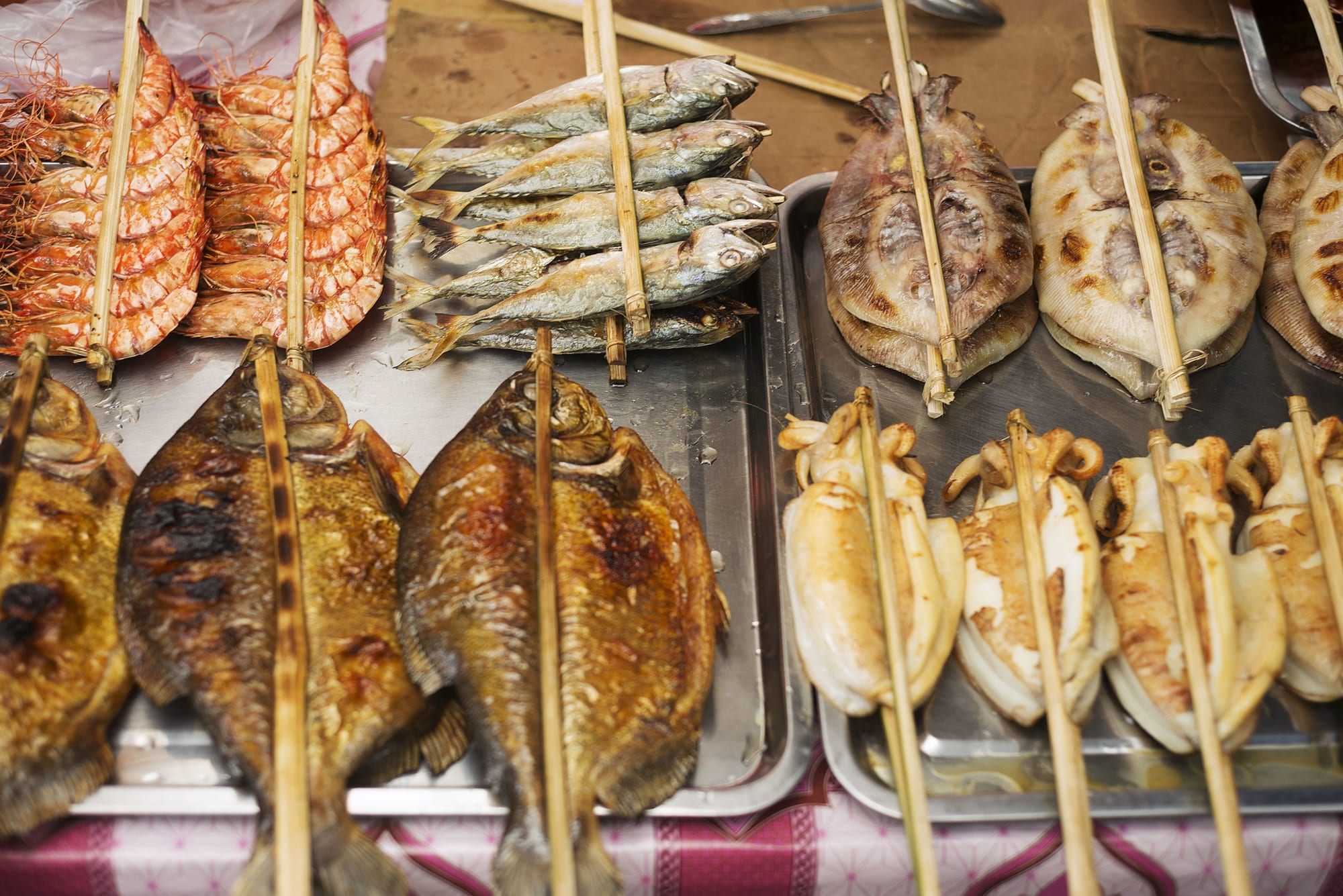 Kambodschas Küste & Inseln ab Phnom Penh: Kambodscha Gegrilltes Seafood