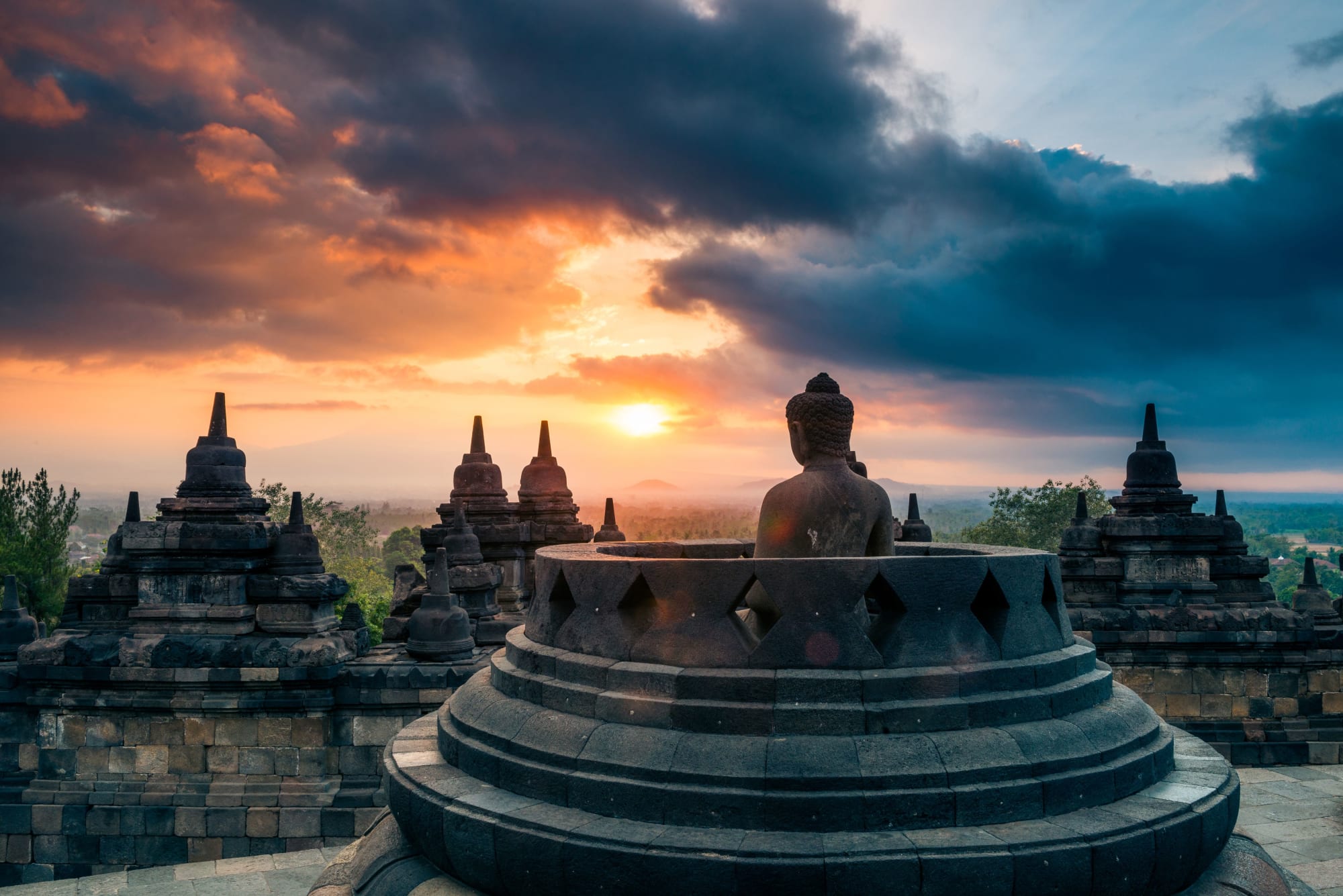 Entdeckertour Mittel-Java ab Yogyakarta und Umgebung: Indonesien Java Borobudur