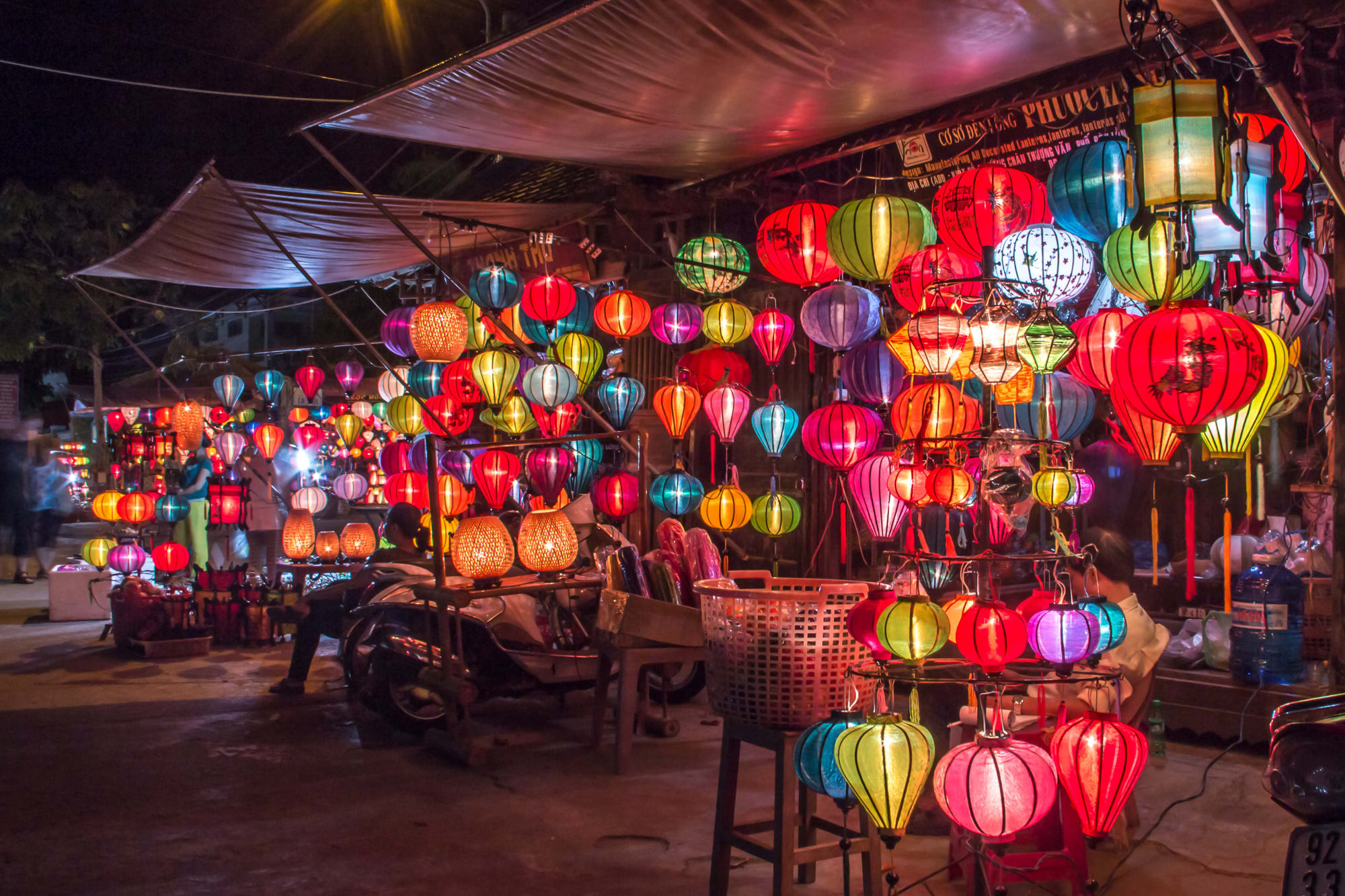 Familienabenteuer Vietnam ab Hanoi: Vietnam Hoi An Laternen