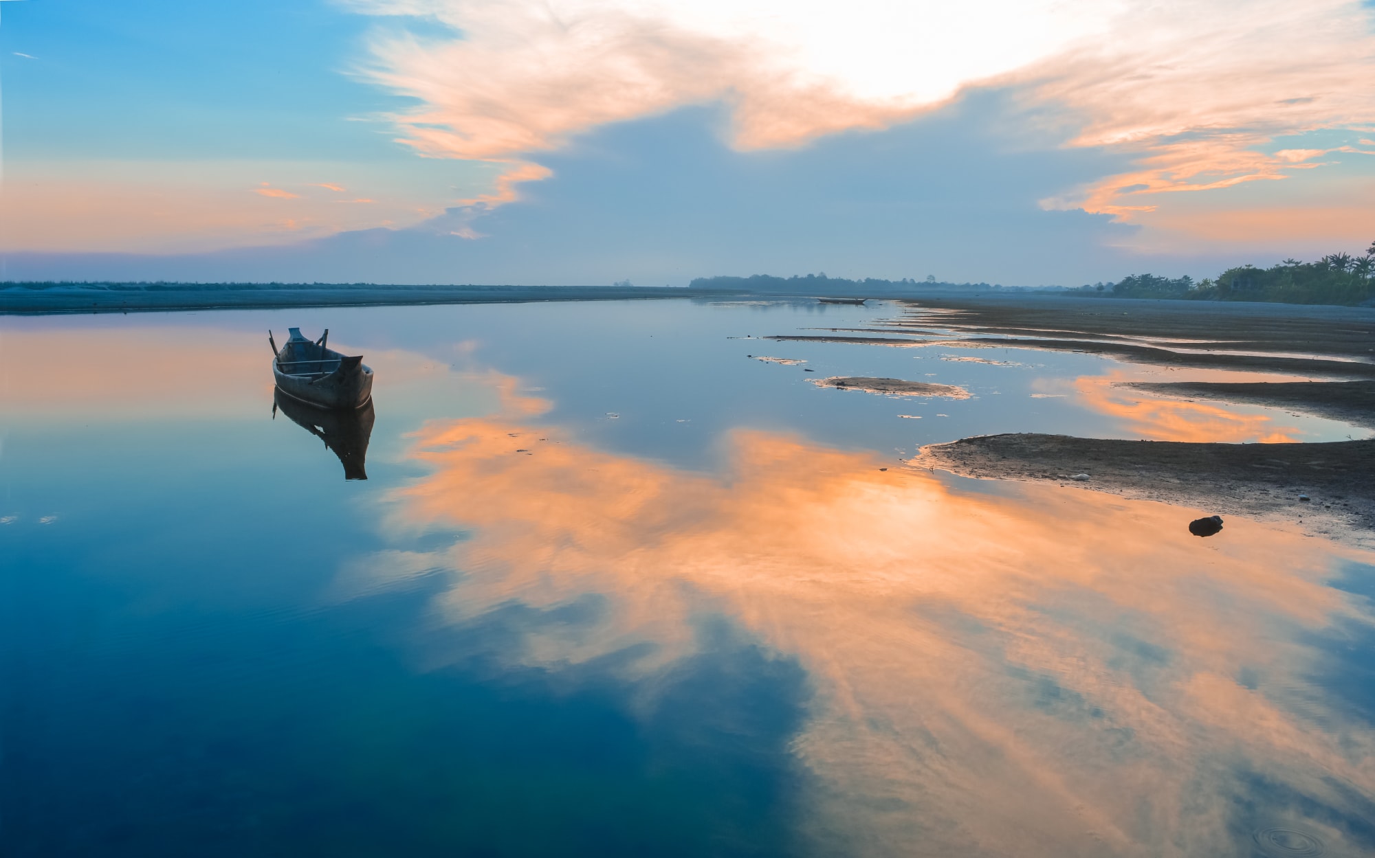 Magischer Brahmaputra ab Assam | Dibrugarh | Guwahati: Indien Assam Brahmaputra Fluss Sonnenuntergang