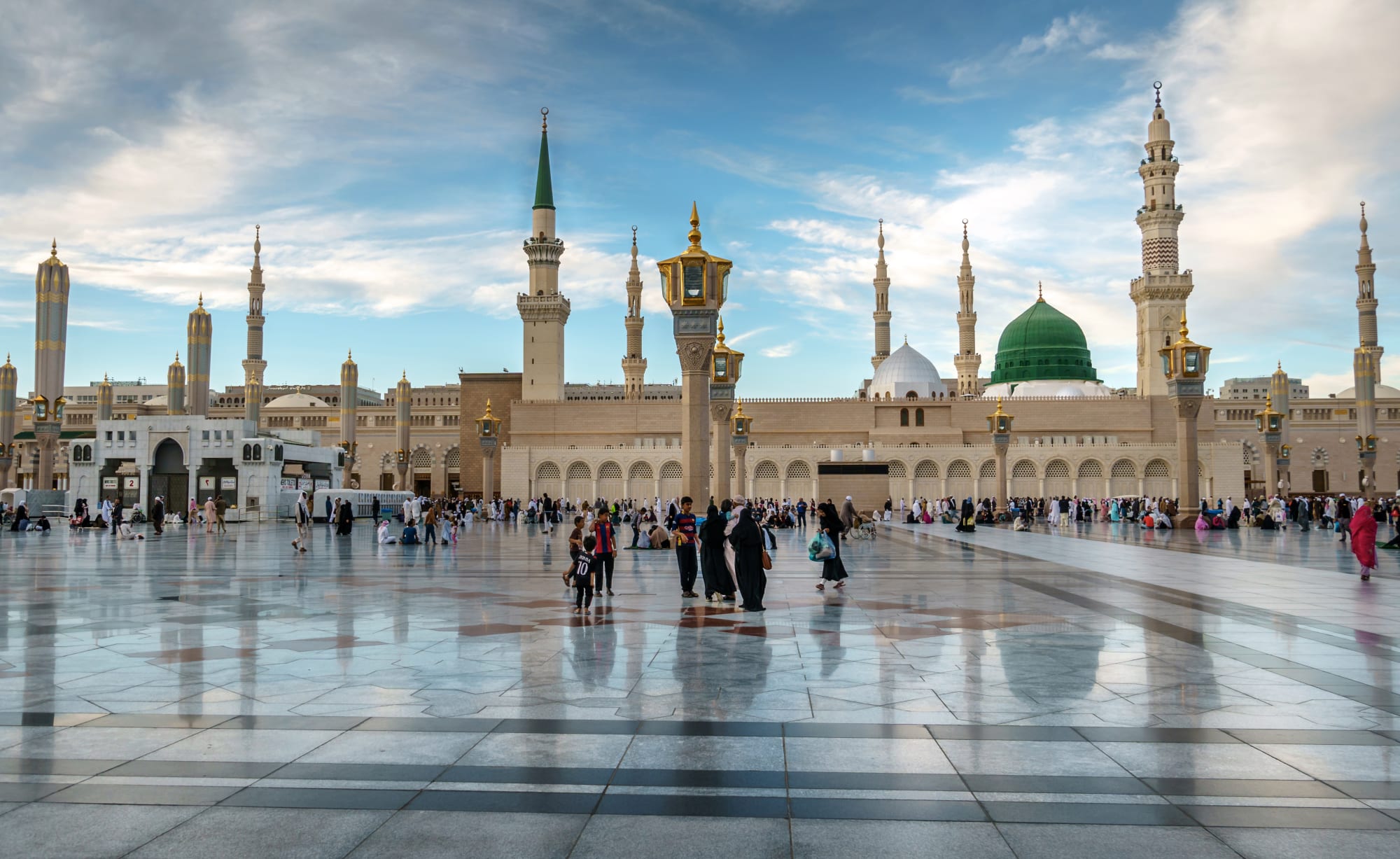 Saudi-Arabien: Sagenhaftes Königreich ab Riad: Saudi Arabien Medina Nabawi Moschee