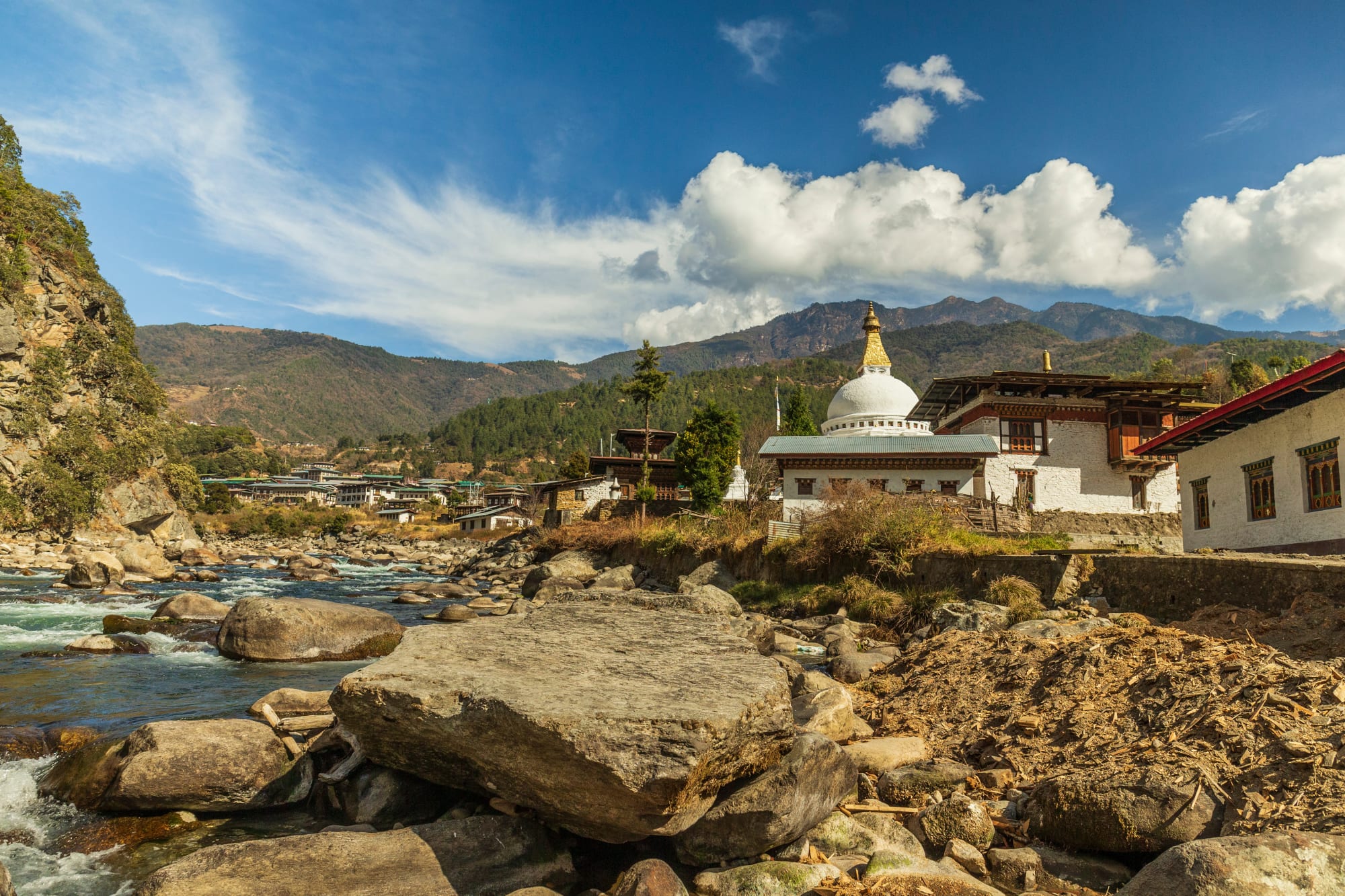 Authentisches Bhutan von Ost nach West ab Paro: Bhutan Trashiyangtse Dzong