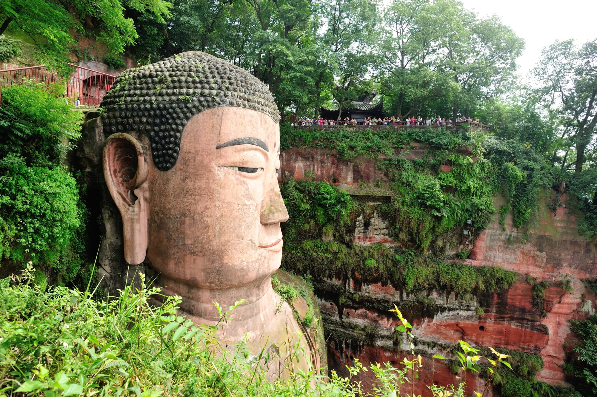 Von Chongqing nach Chengdu: China Leshan großer Buddha