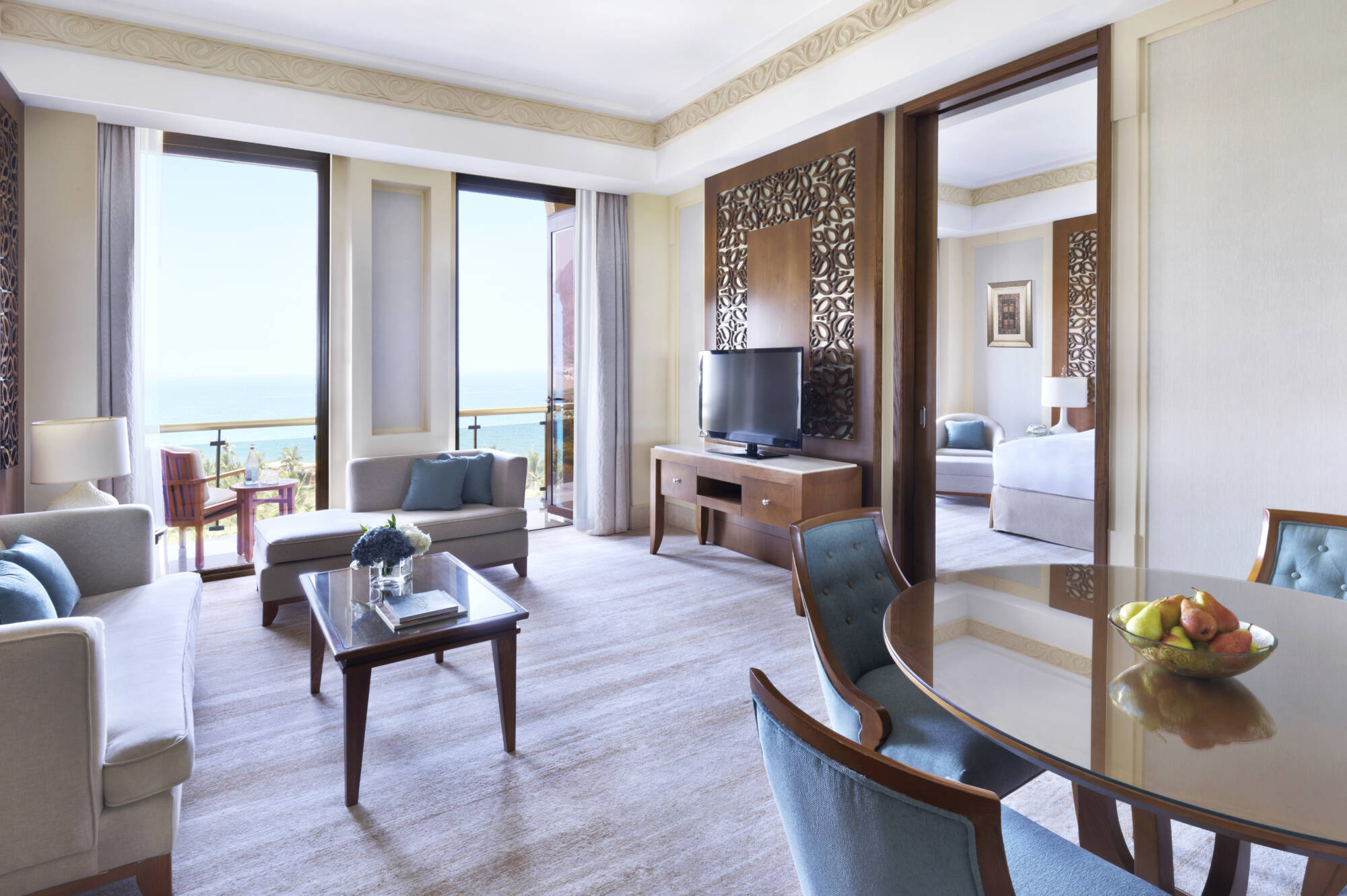 Al Bustan Palace, a Ritz-Carlton Hotel in Muscat: Al Bustan Palace, a Ritz-Carlton Hotel Executive Suite