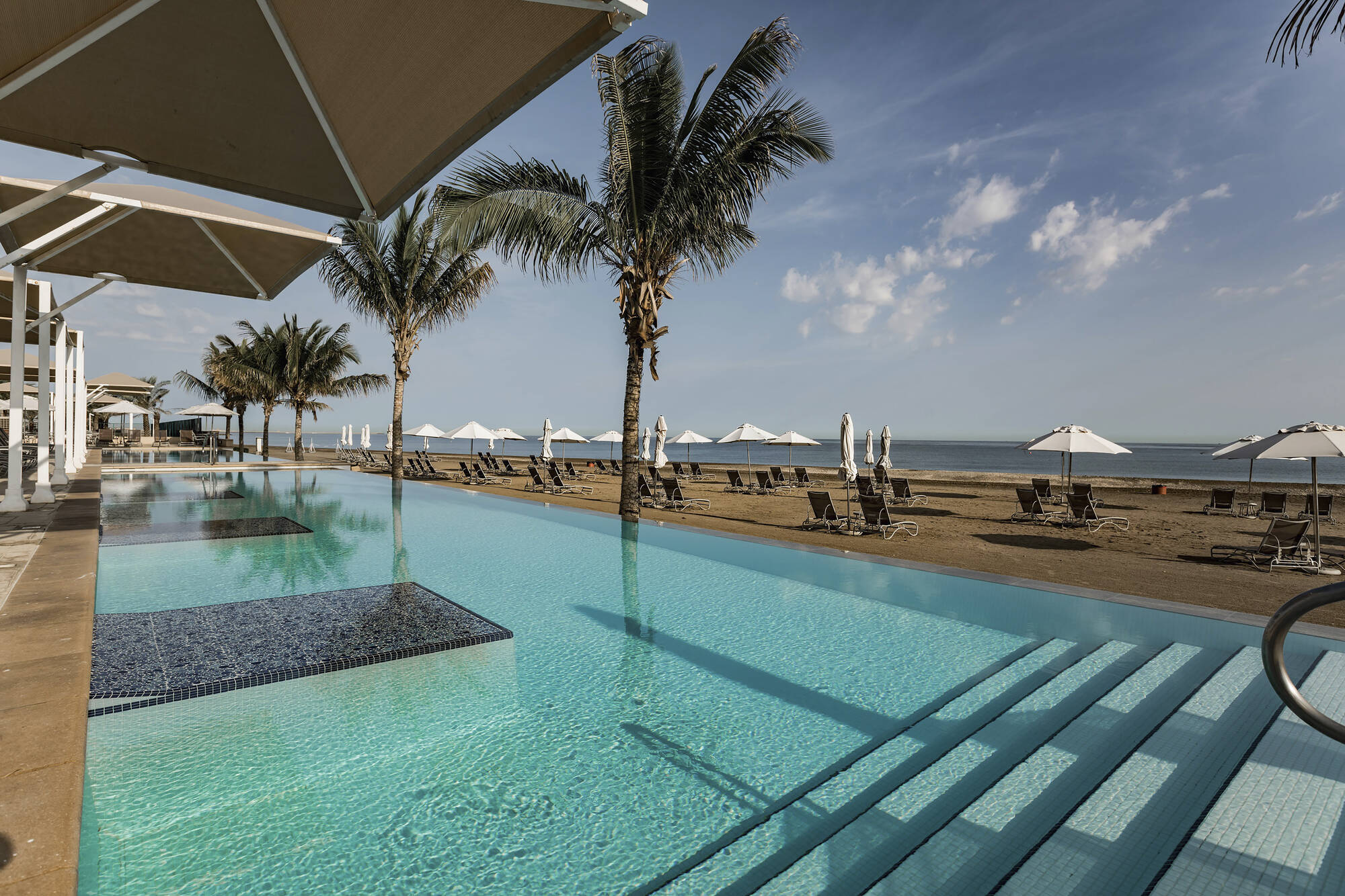 Barcelo Mussanah Resort in Küste: Mussanah, Barcelo Mussanah Resort Infinity Pool