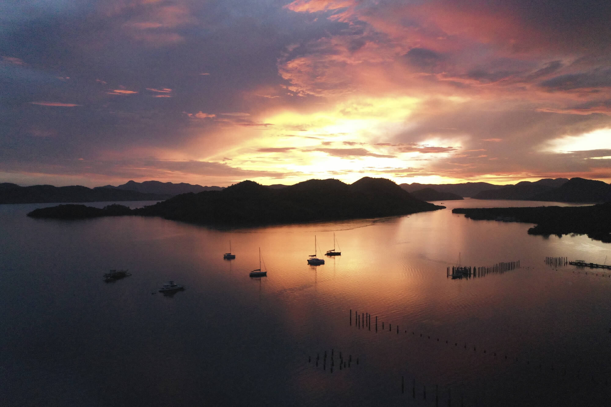 The Funny Lion Coron in Palawan: Philippinen The Funny Lion Coron - Sonnenuntergang