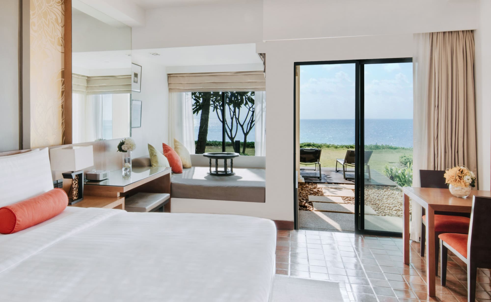 SAii Laguna Phuket: Thailand SAii Laguna Phuket Oceanfront Terrassen-Zimmer