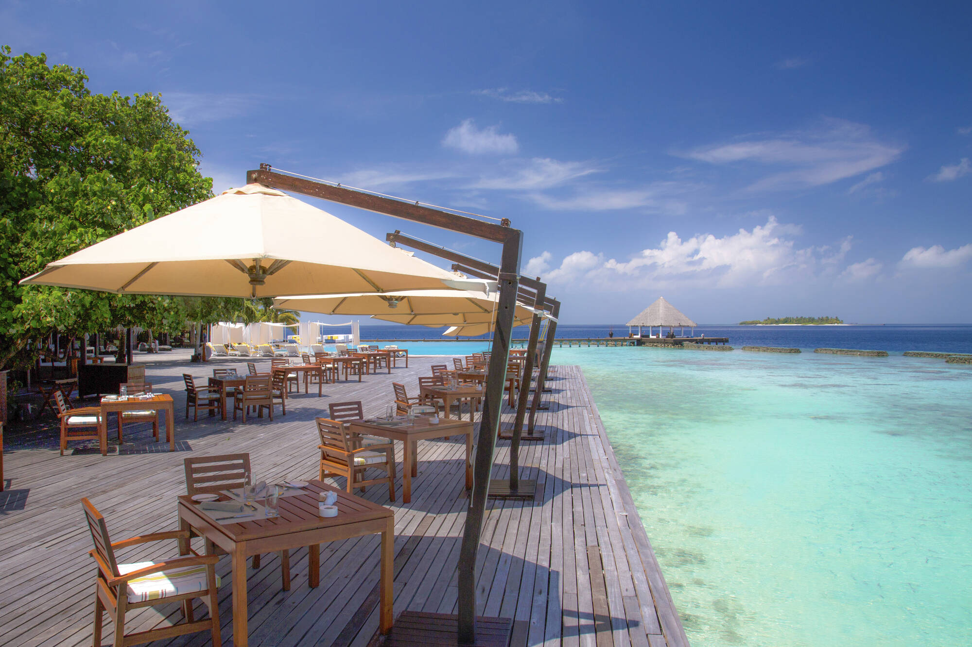 Coco Bodu Hithi in Malediven:  Coco Bodu Hithi - Restaurant