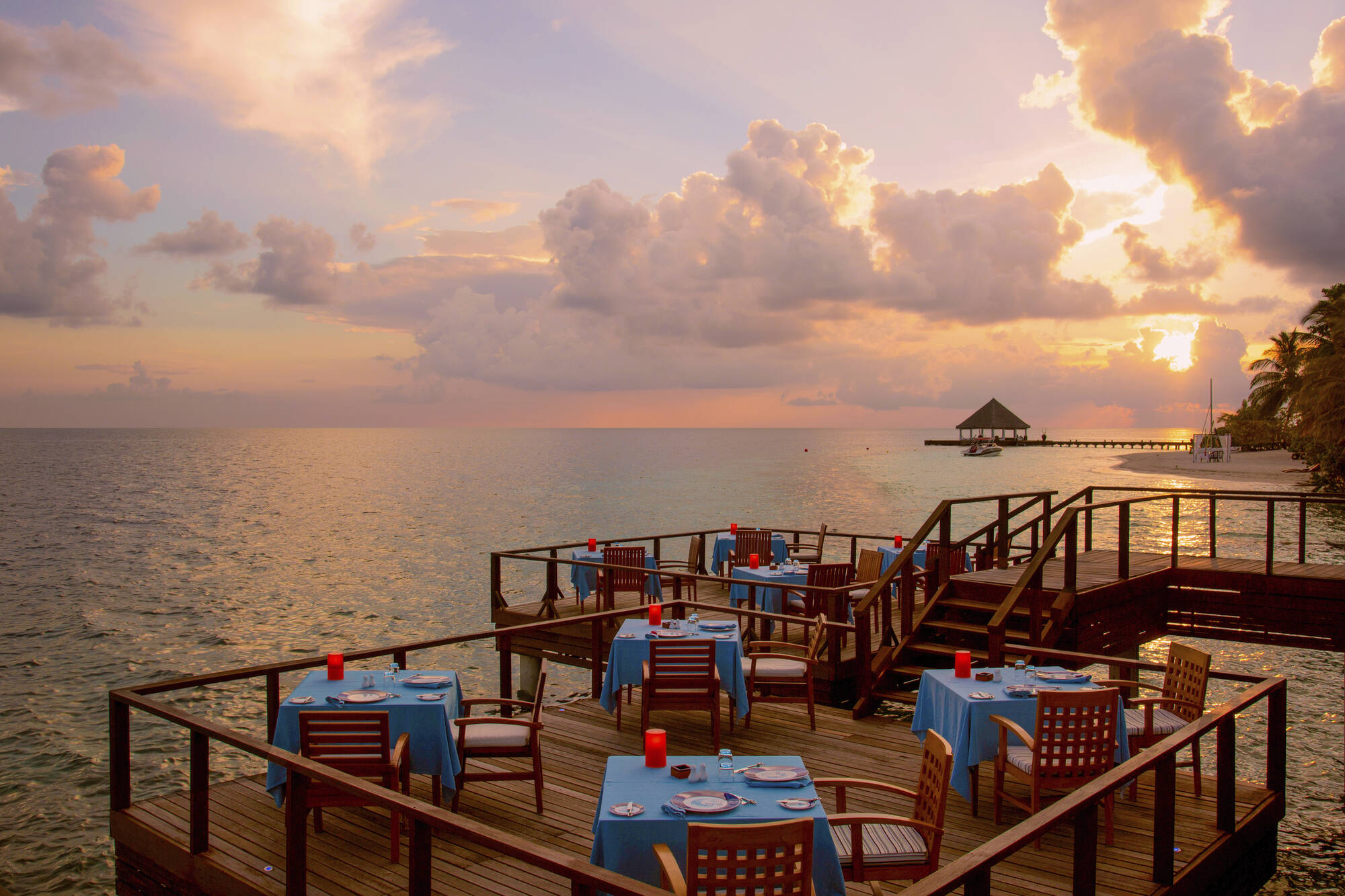 Coco Bodu Hithi in Malediven:  Coco Bodu Hithi - Restaurant
