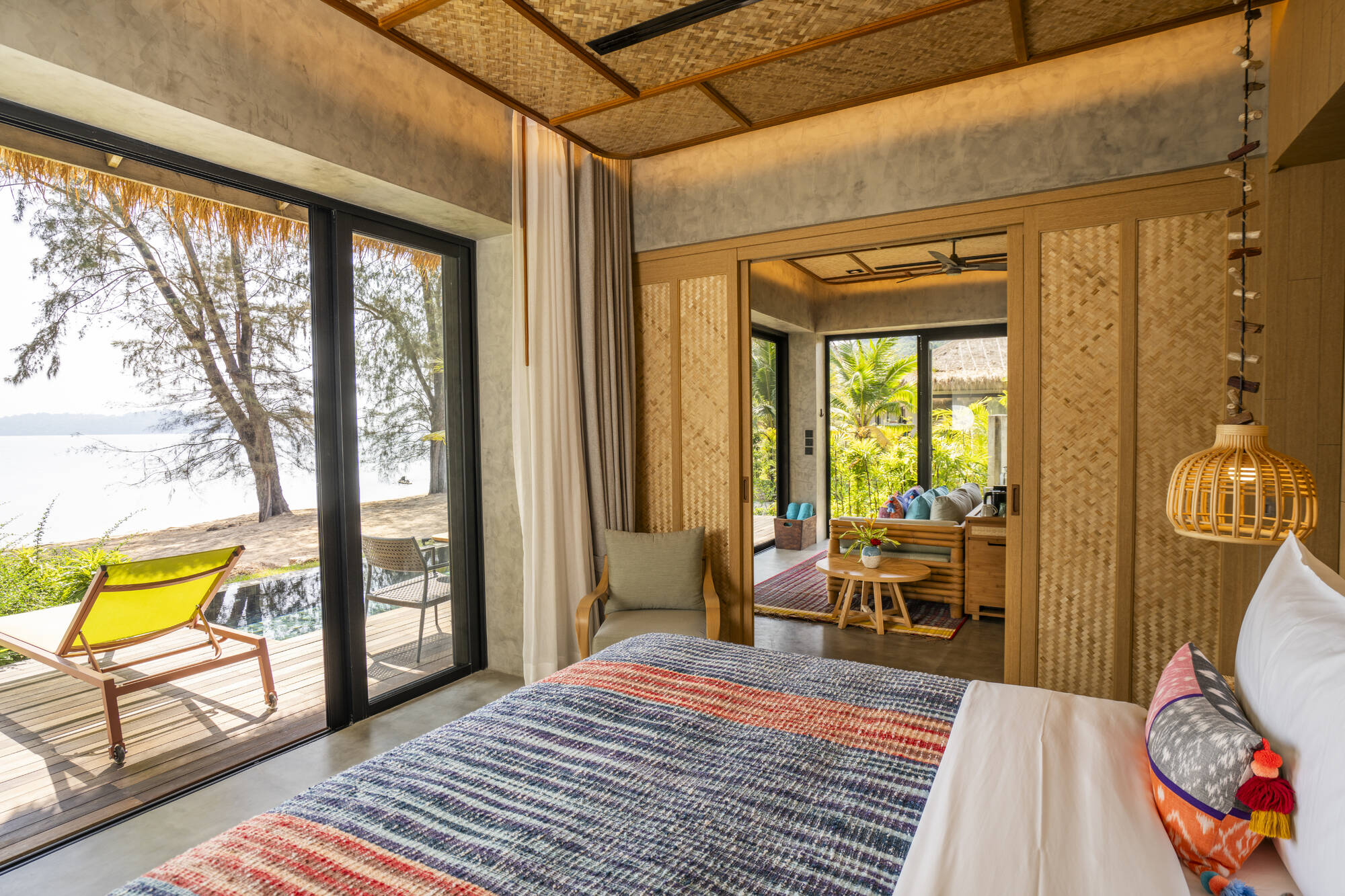 JATI Koh Russey in Sihanoukville & Inseln: JATI Koh Russey Beachfront Pool-Villa