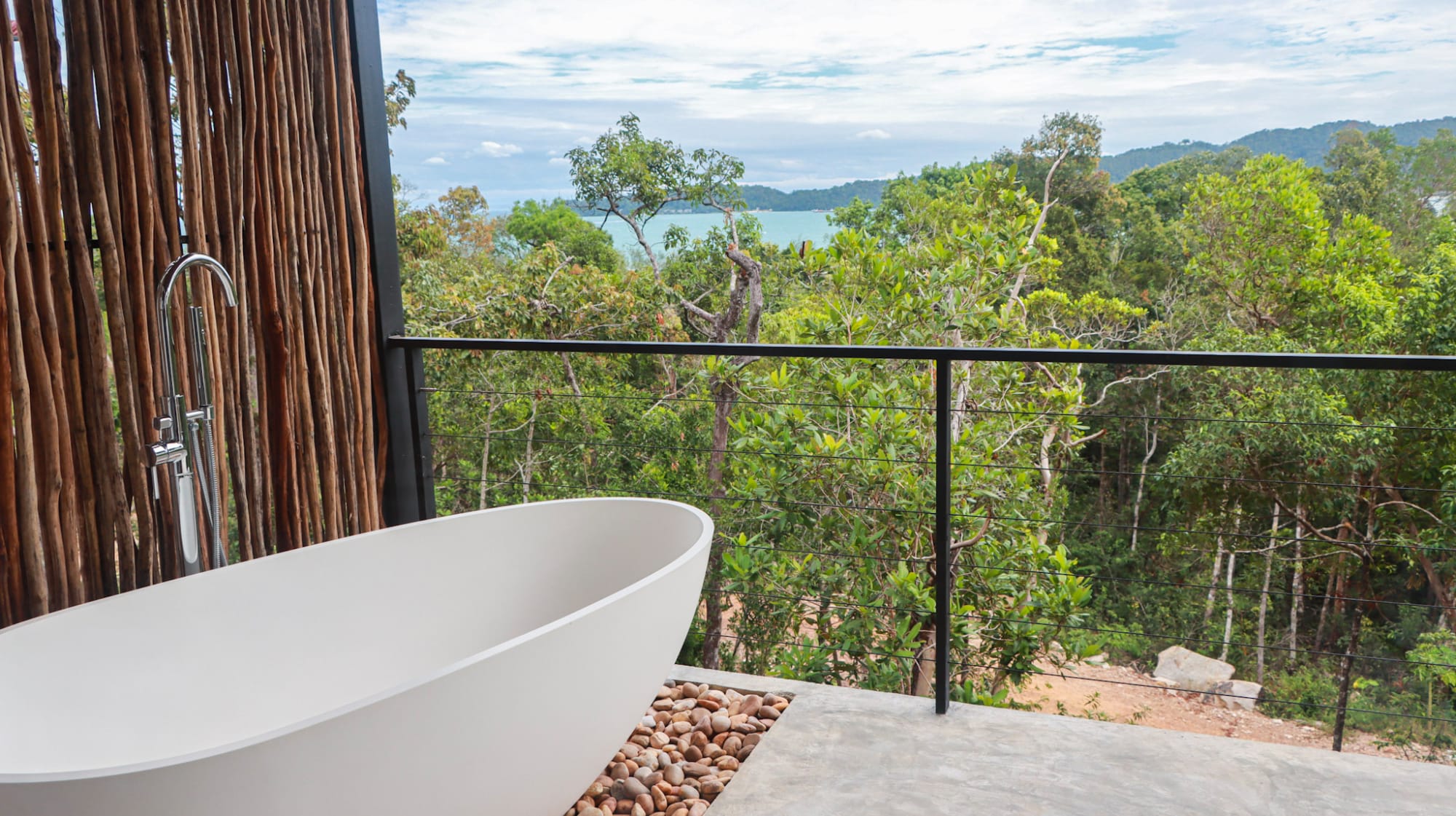 Island Center Point in Sihanoukville & Inseln: Hillside Deluxe Zimmer