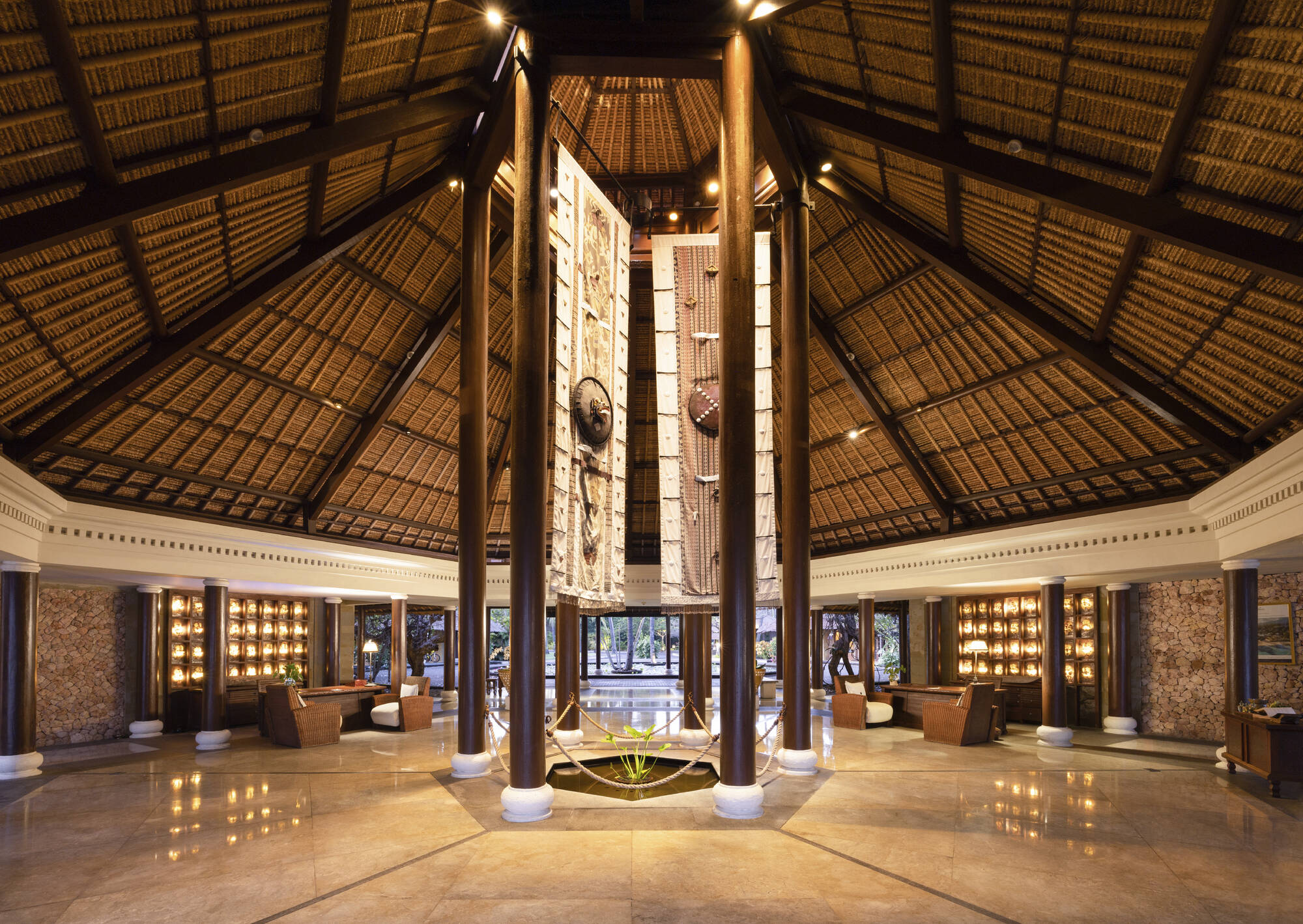 The Oberoi Beach Resort Lombok: Oberoi Lombok Lobby