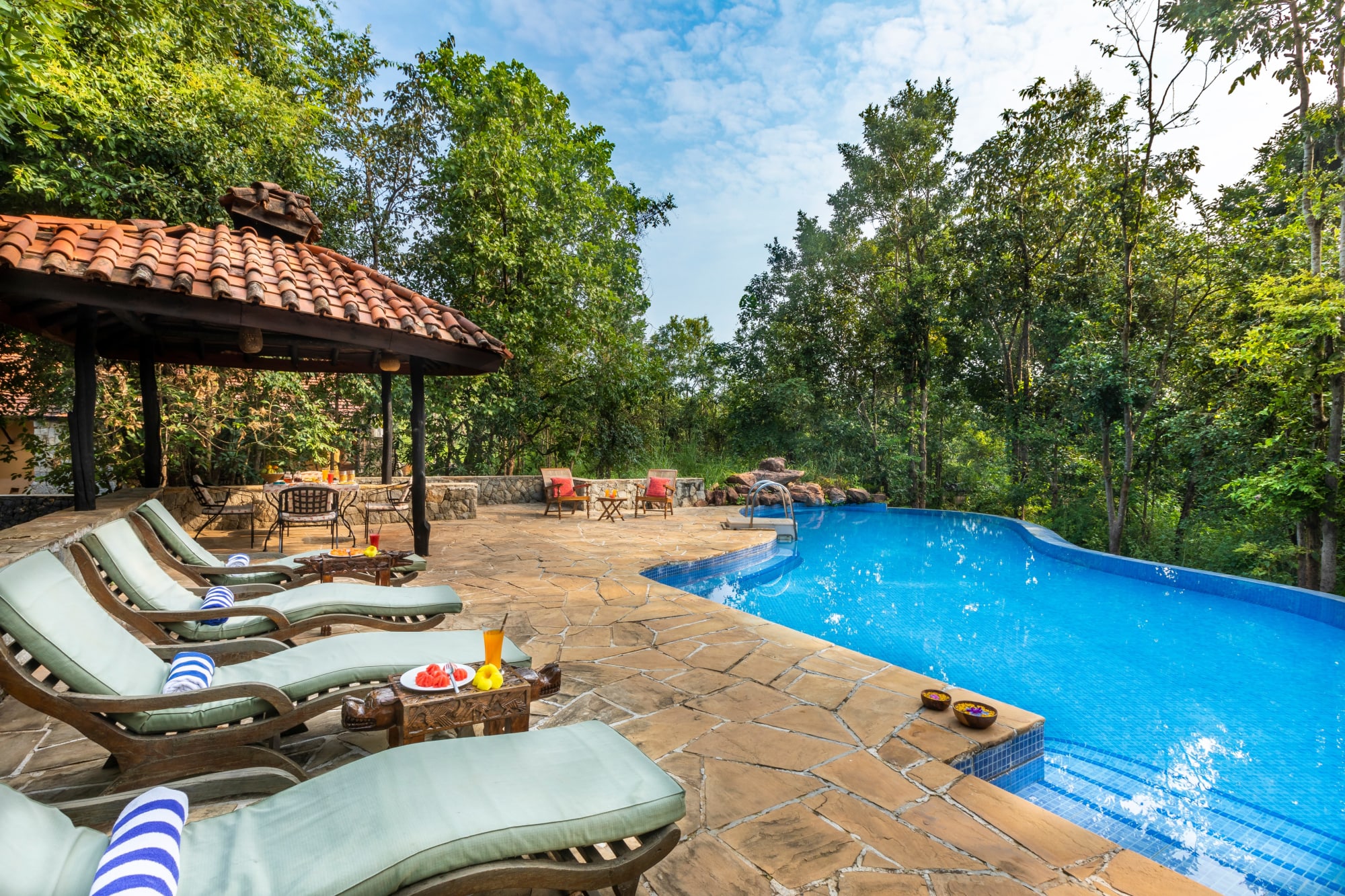 Kanha Earth Lodge in Madhya Pradesh | Khajuraho:  Kanha Earth Lodge