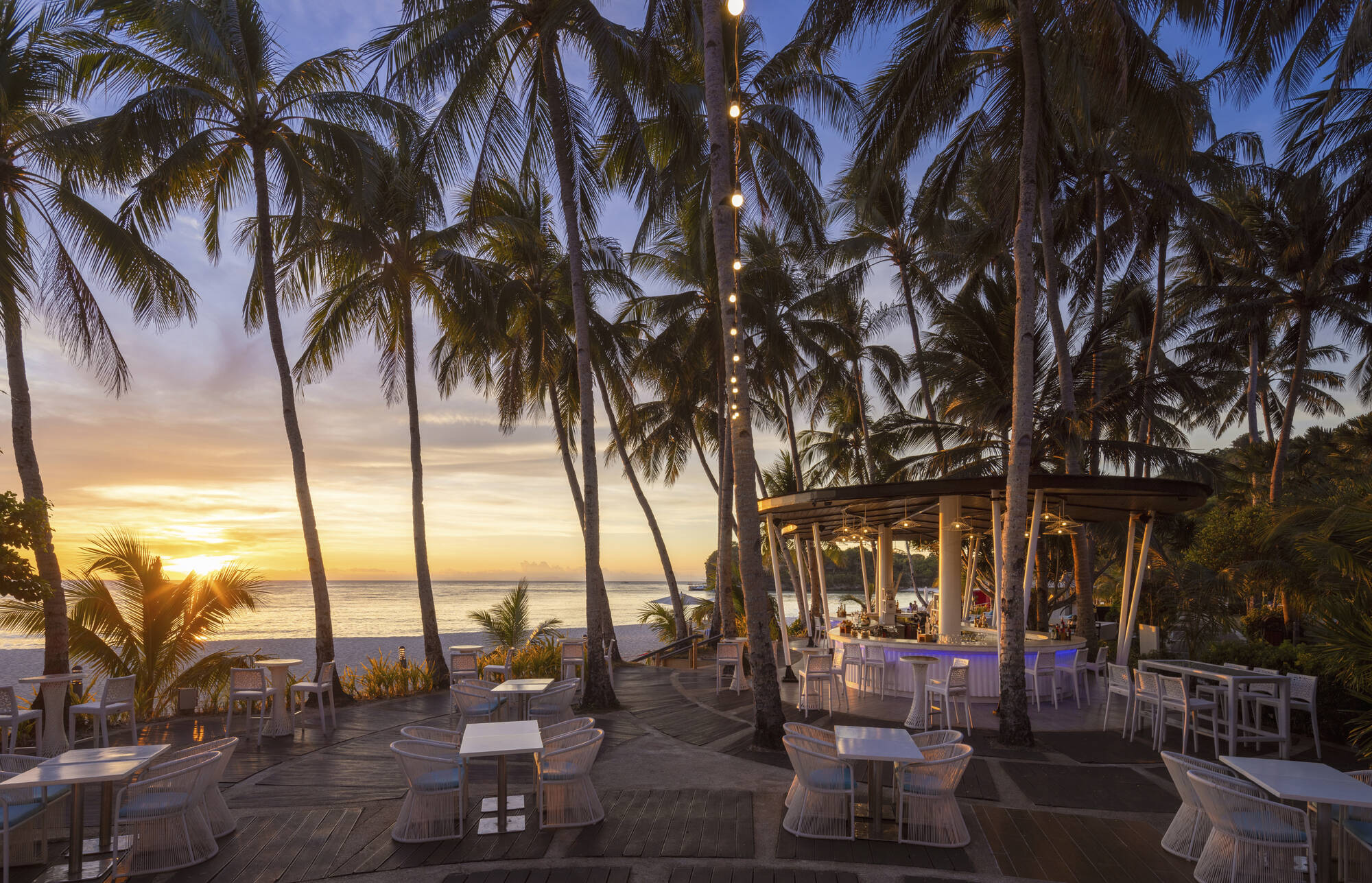 Mövenpick Resort & Spa Boracay: Mövenpick Boracay Beach Club