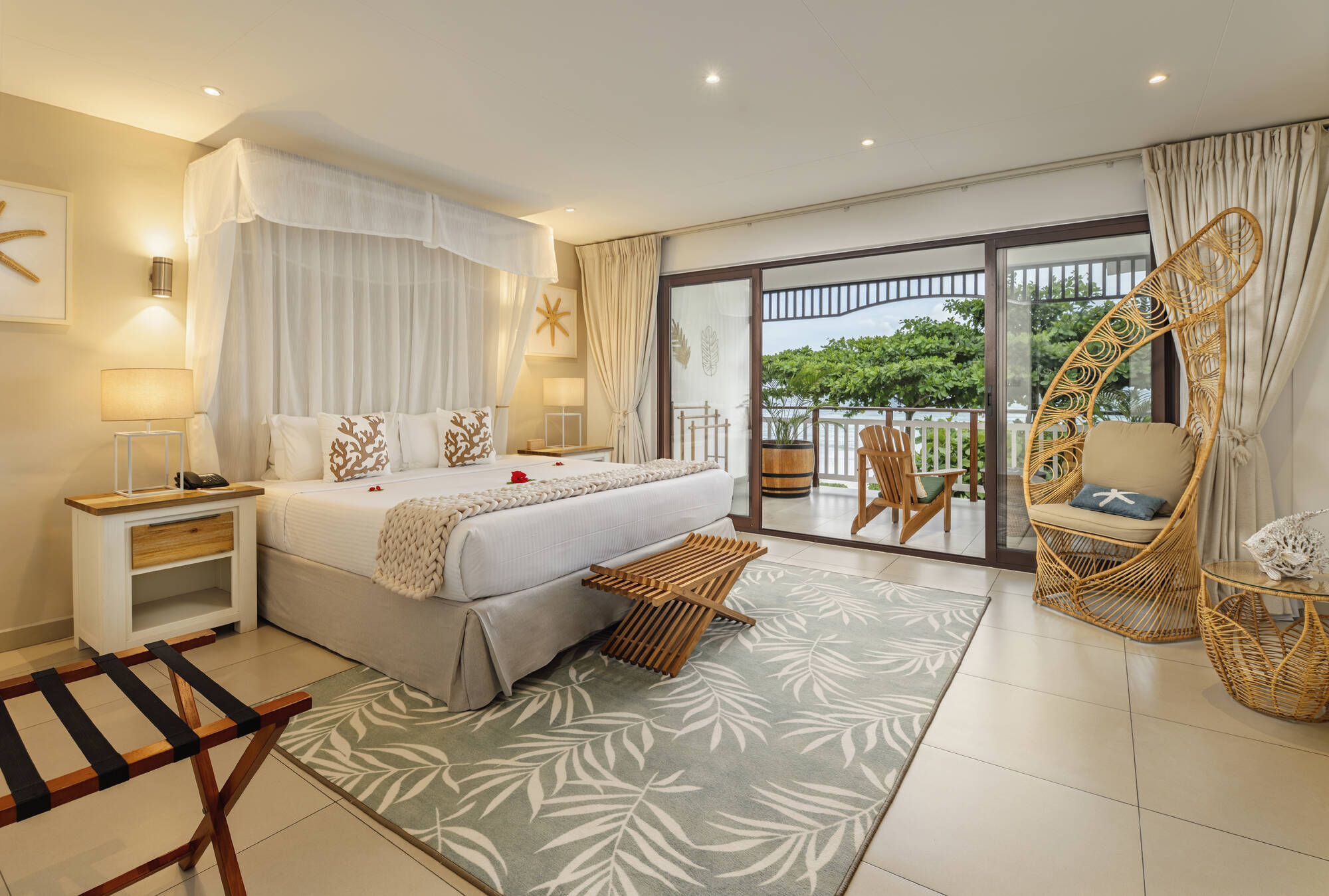 Acajou Beach Resort in Praslin: Acajou Beach Resort
