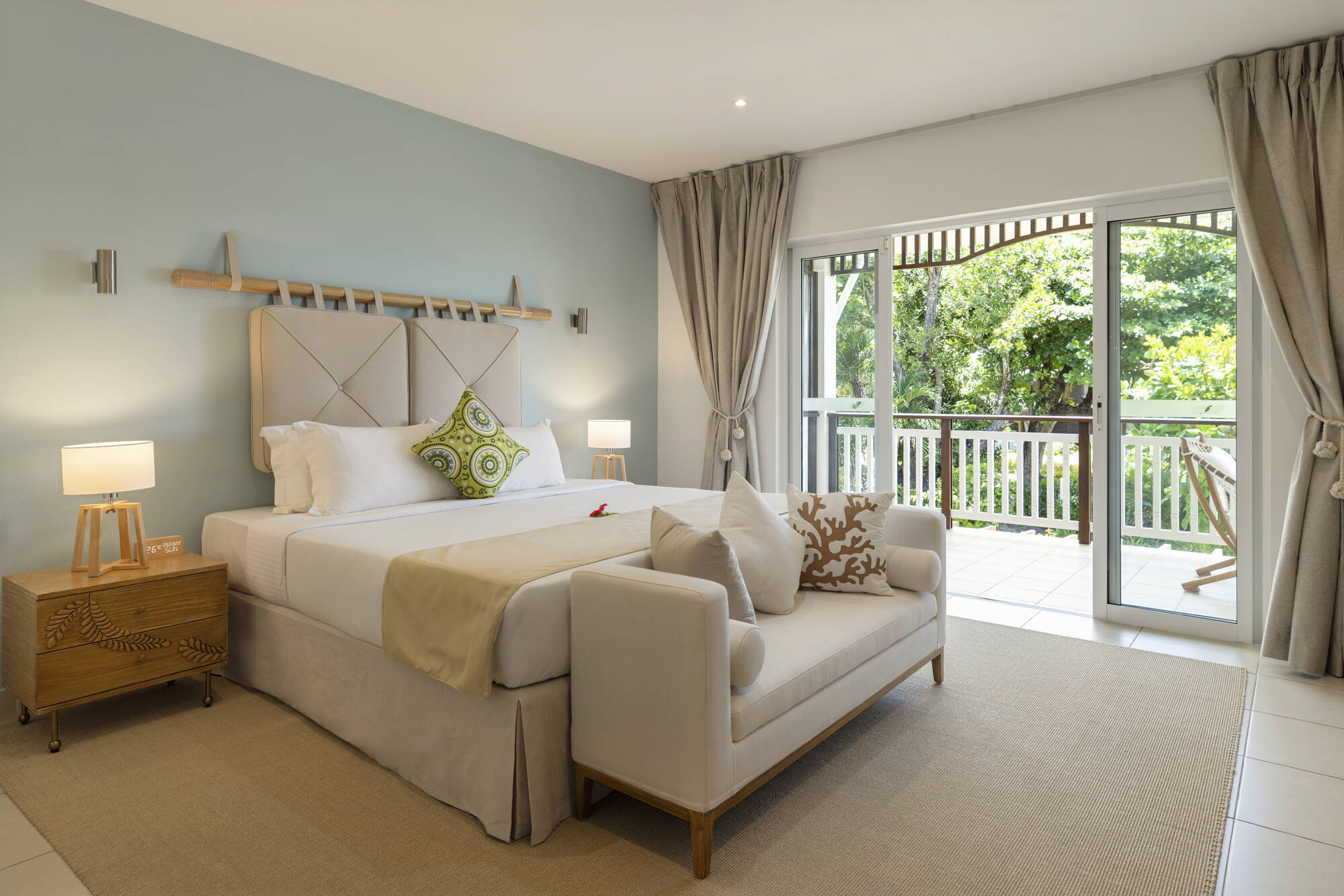 Acajou Beach Resort in Praslin: Acajou Beach Resort