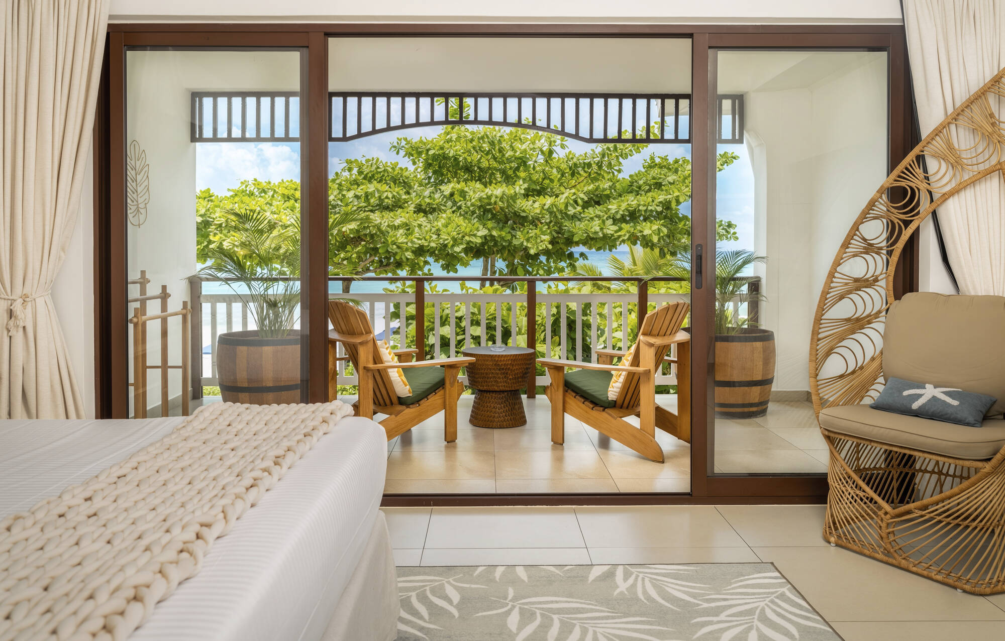 Acajou Beach Resort in Praslin: Acajou Beach Resort