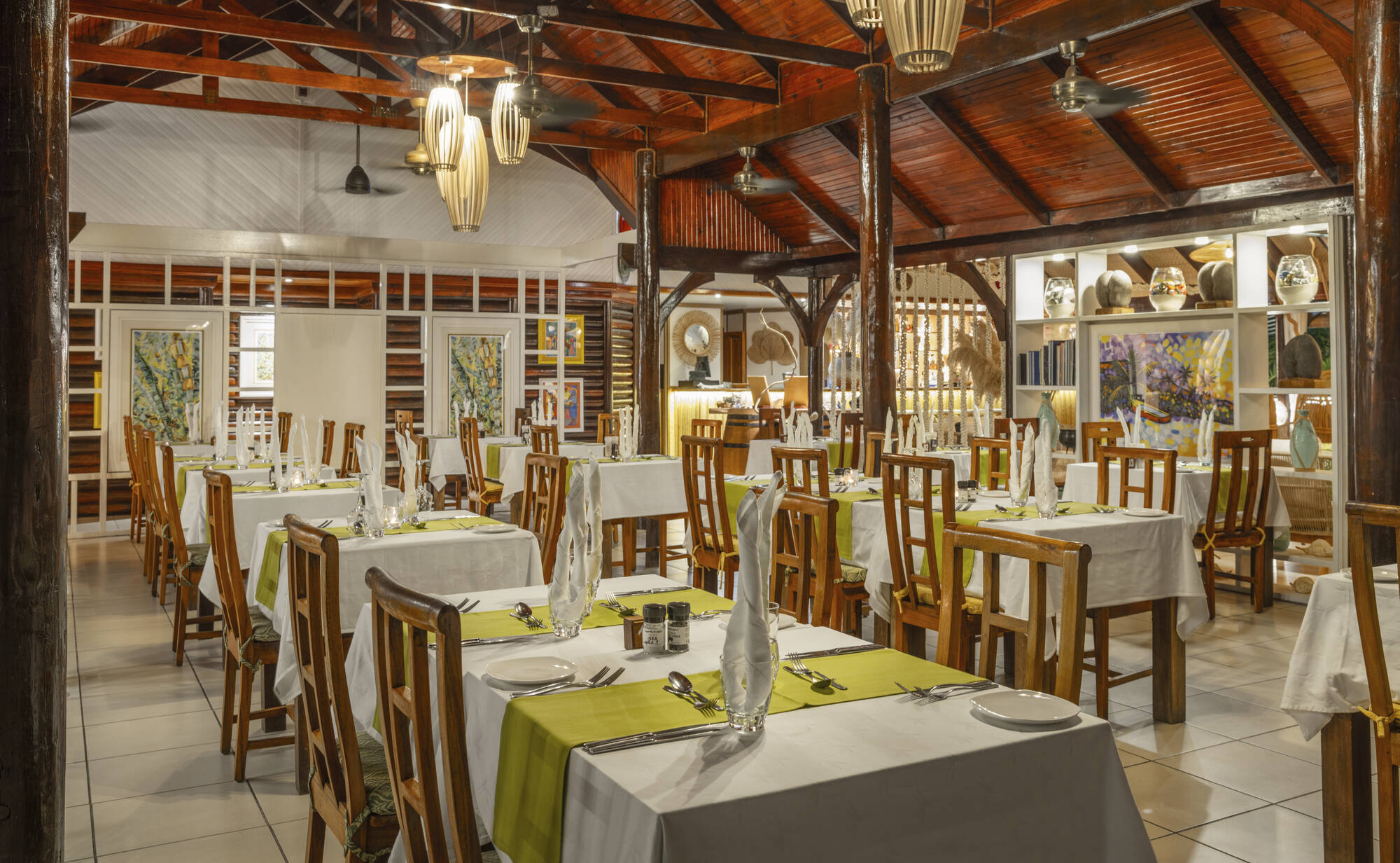 Acajou Beach Resort in Praslin: Acajou Beach Resort
