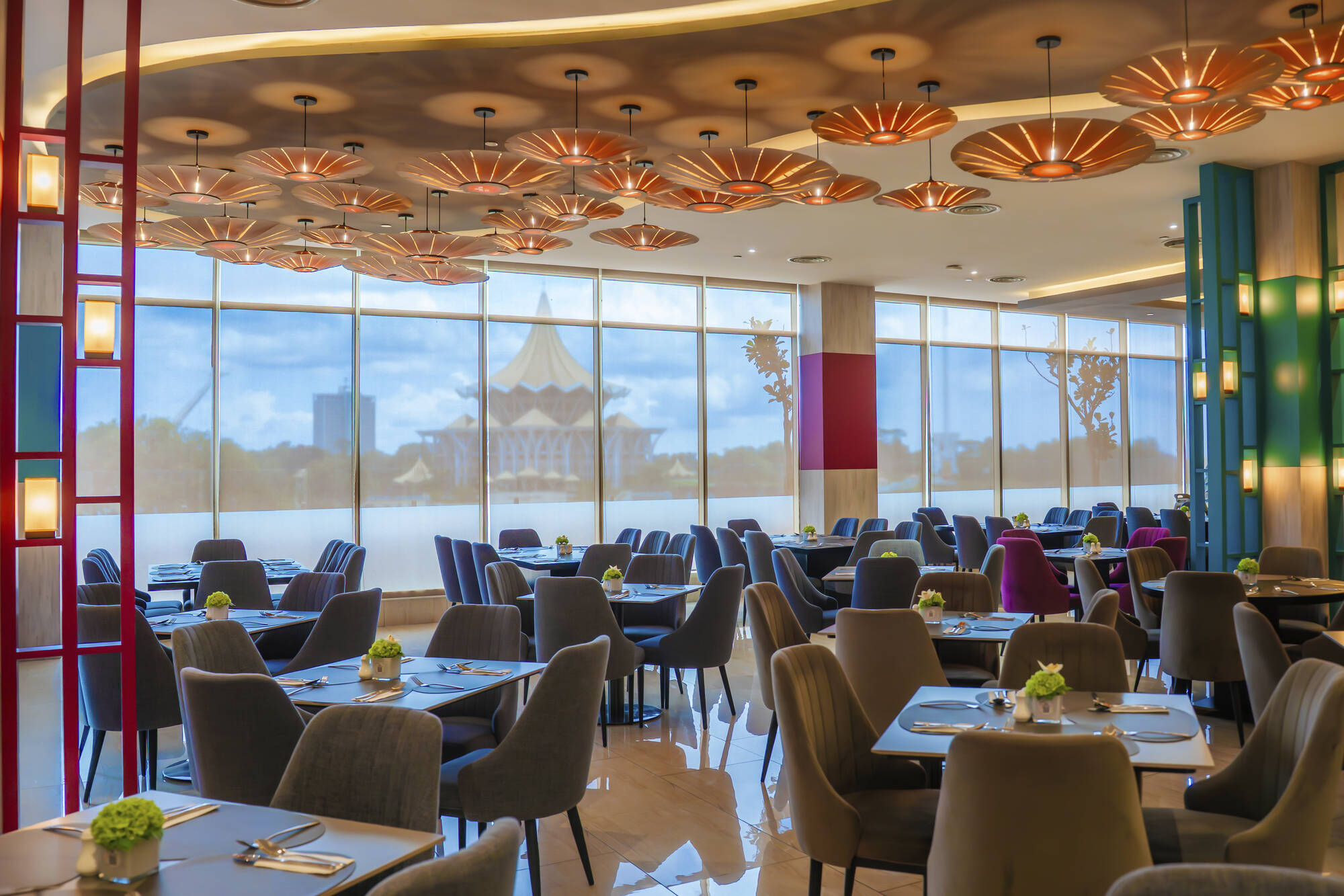 The Waterfront Hotel in Kuching:  Restaurant