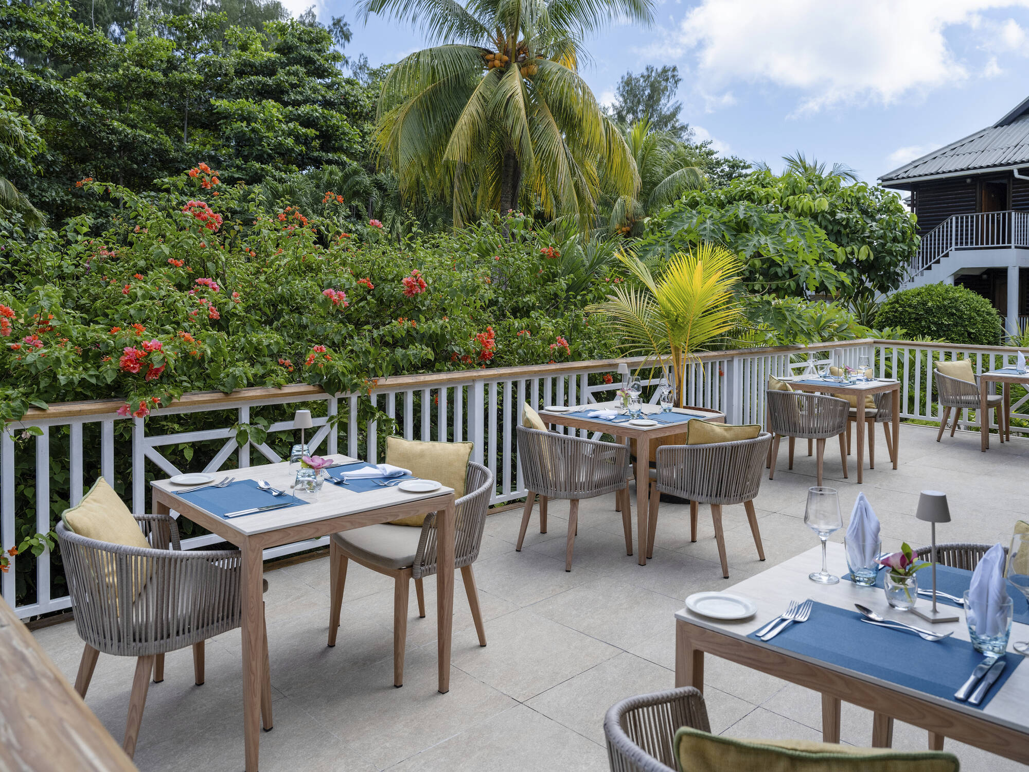 Acajou Beach Resort in Praslin: Acajou Beach Resort