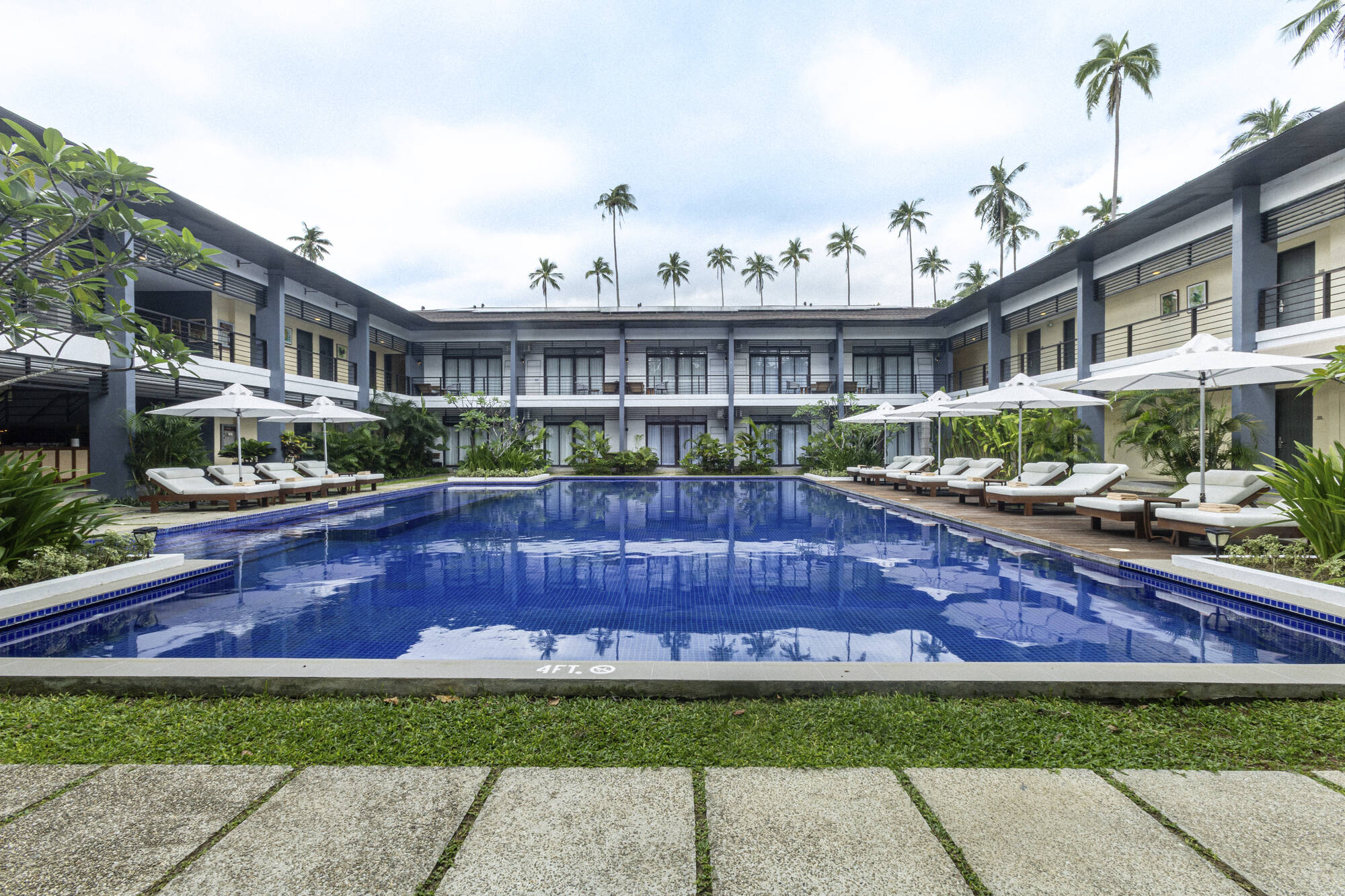 Huni Lio in Palawan: Swimmingpool