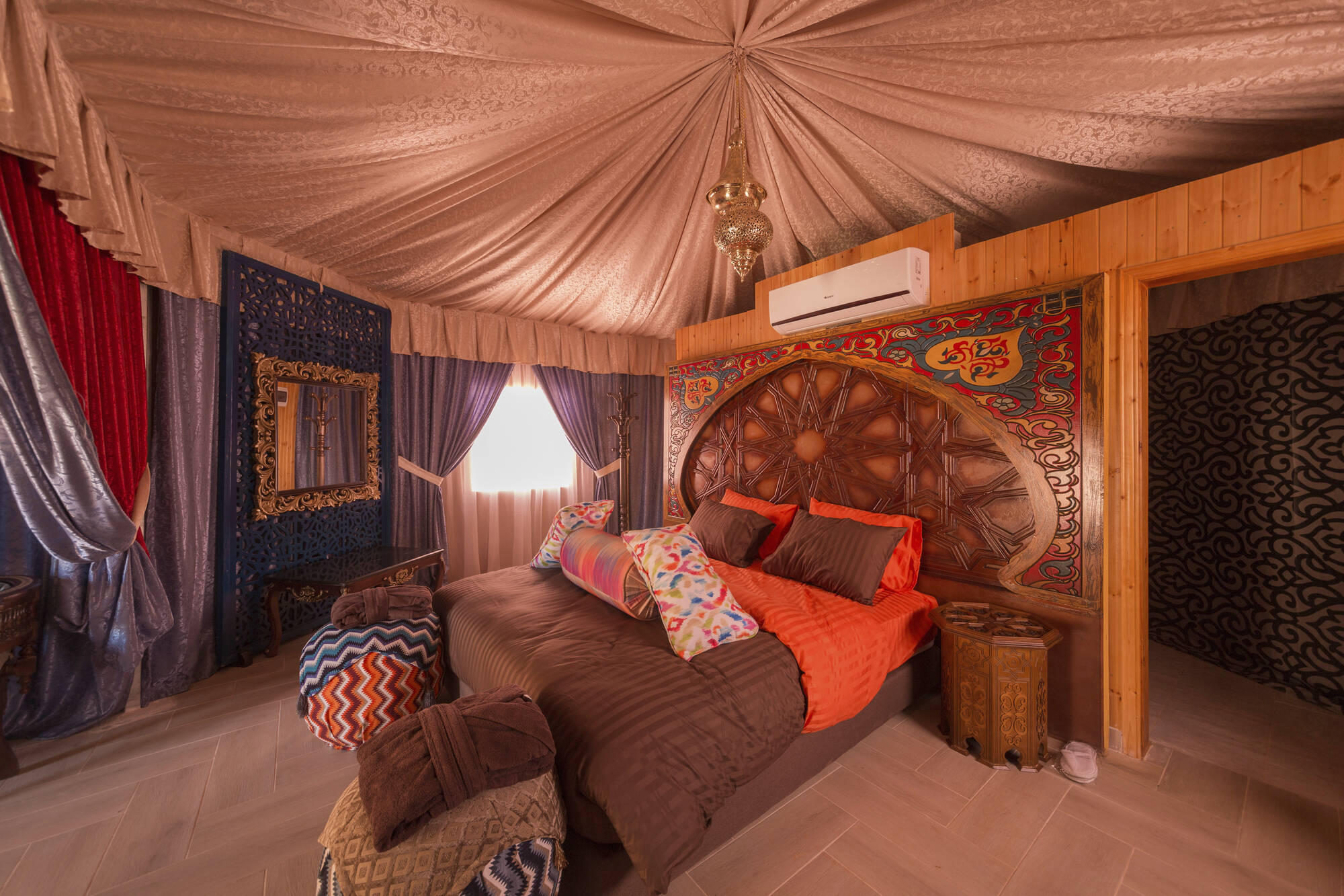 Memories Aicha Luxury Camp in Wadi Rum:   Aicha Camp Wadi Rum 