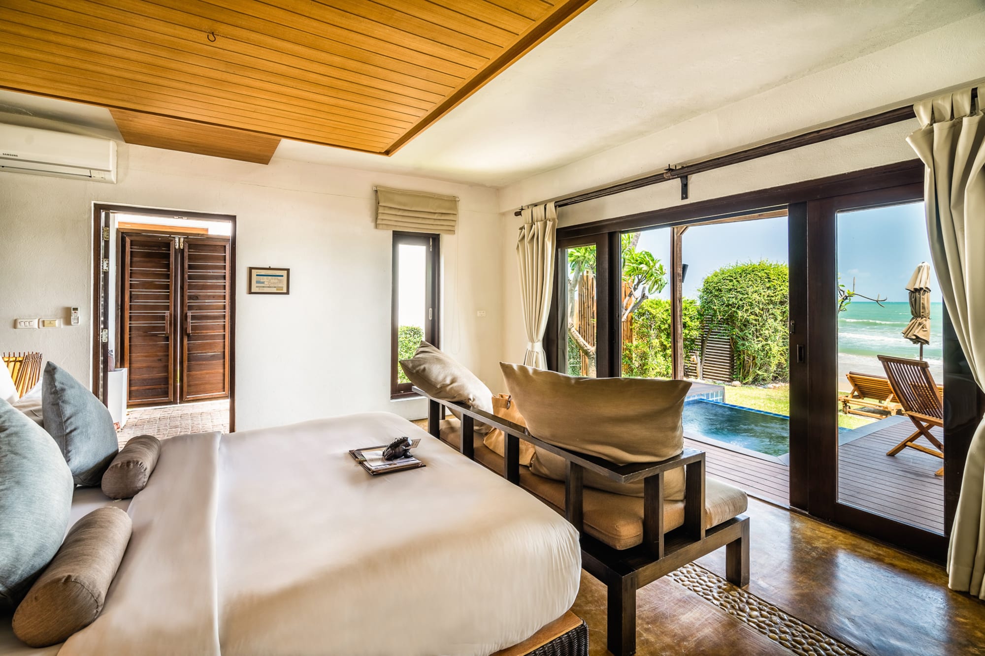 Aleenta Hua Hin Pranburi: Beachfront Pool