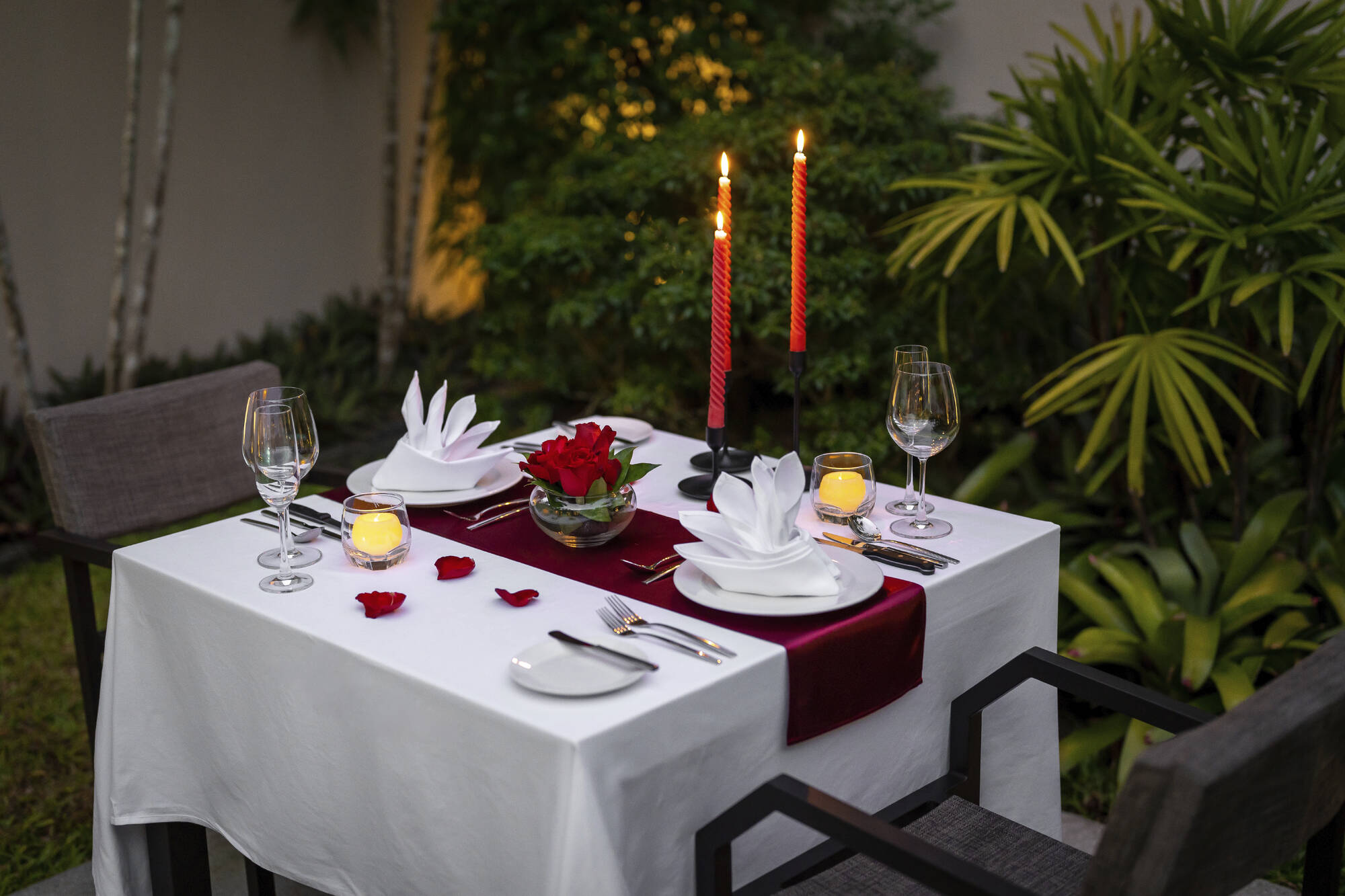 Dewa Phuket Resort & Villas: Romantic Dinner